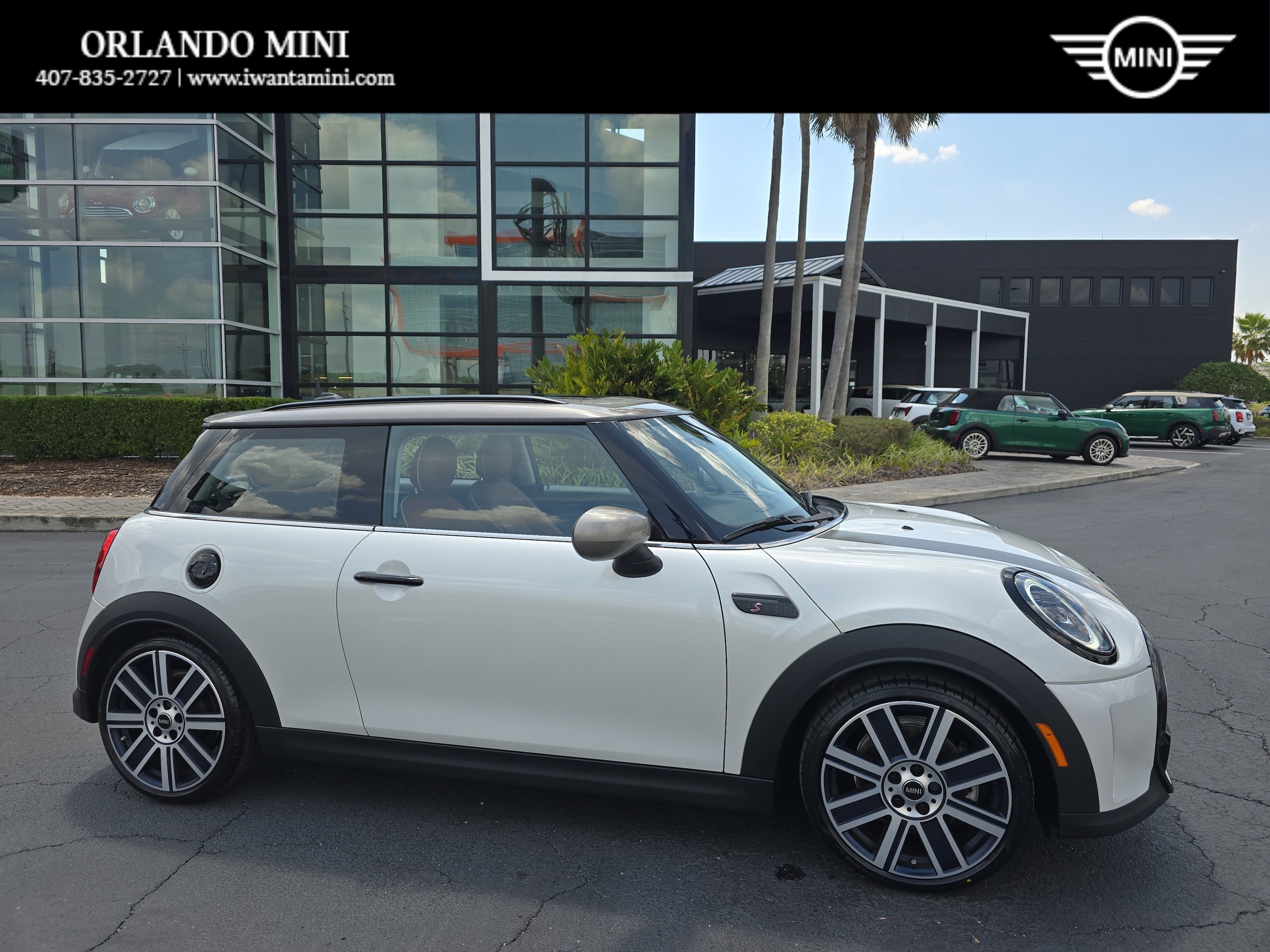 2024 MINI Hardtop 2 Door S's photo