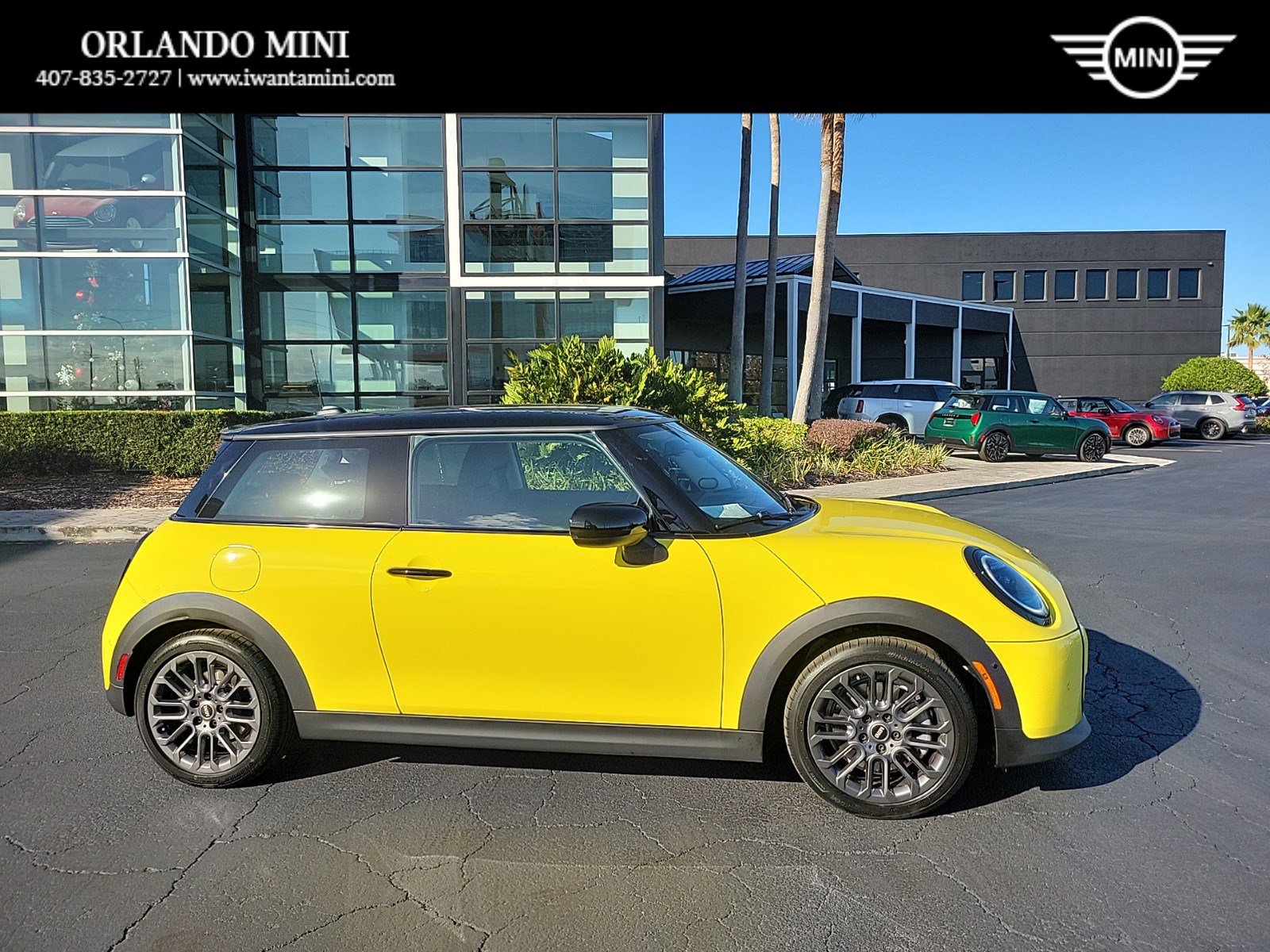 2025 MINI Hardtop 2 Door S's photo