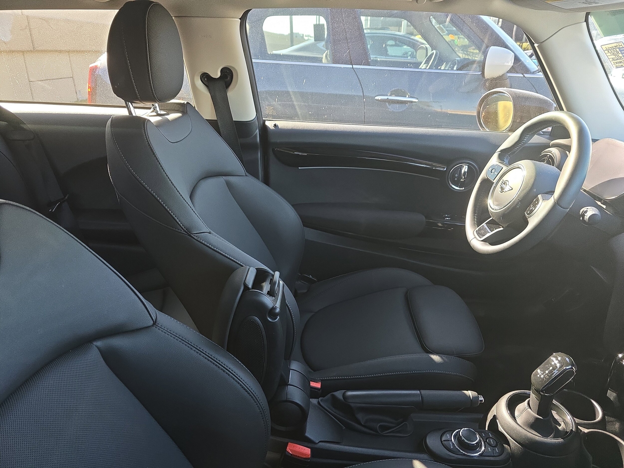 2023 Mini Cooper 2 Door Hardtop S photo 3