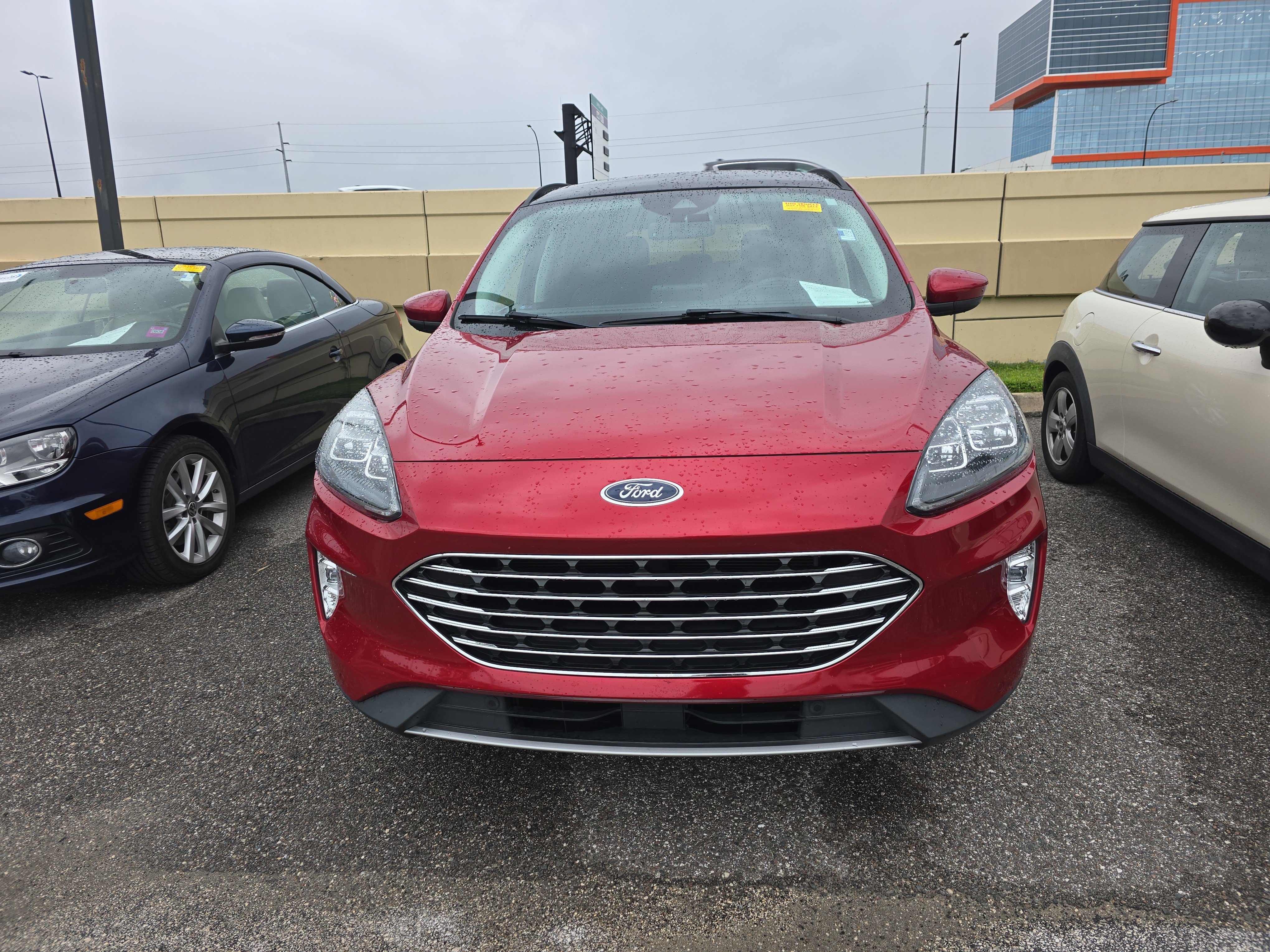 Used 2022 Ford Escape Titanium Hybrid Titanium Hybrid FWD