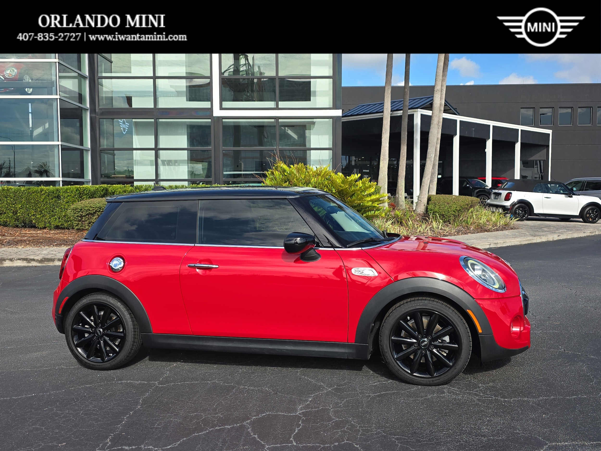 2020 MINI Hardtop Cooper S's photo