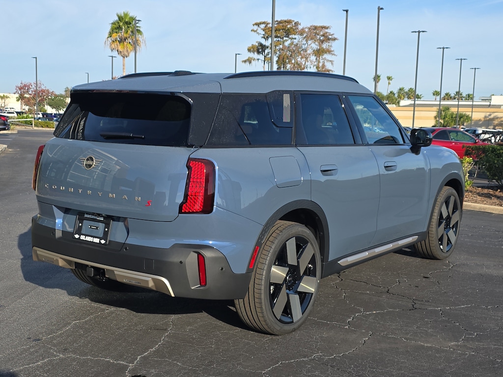 New 2026 MINI Countryman Iconic SUV