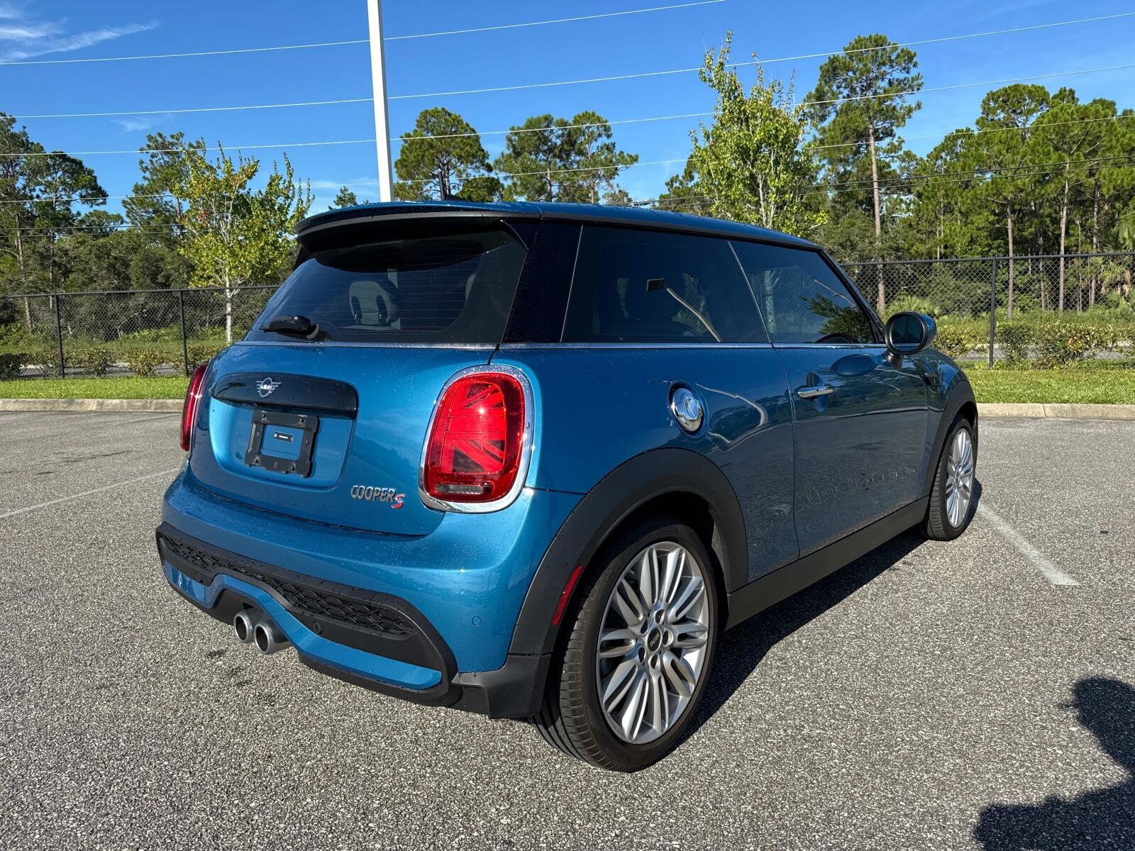 2024 Mini Cooper 2 Door Hardtop S photo 3
