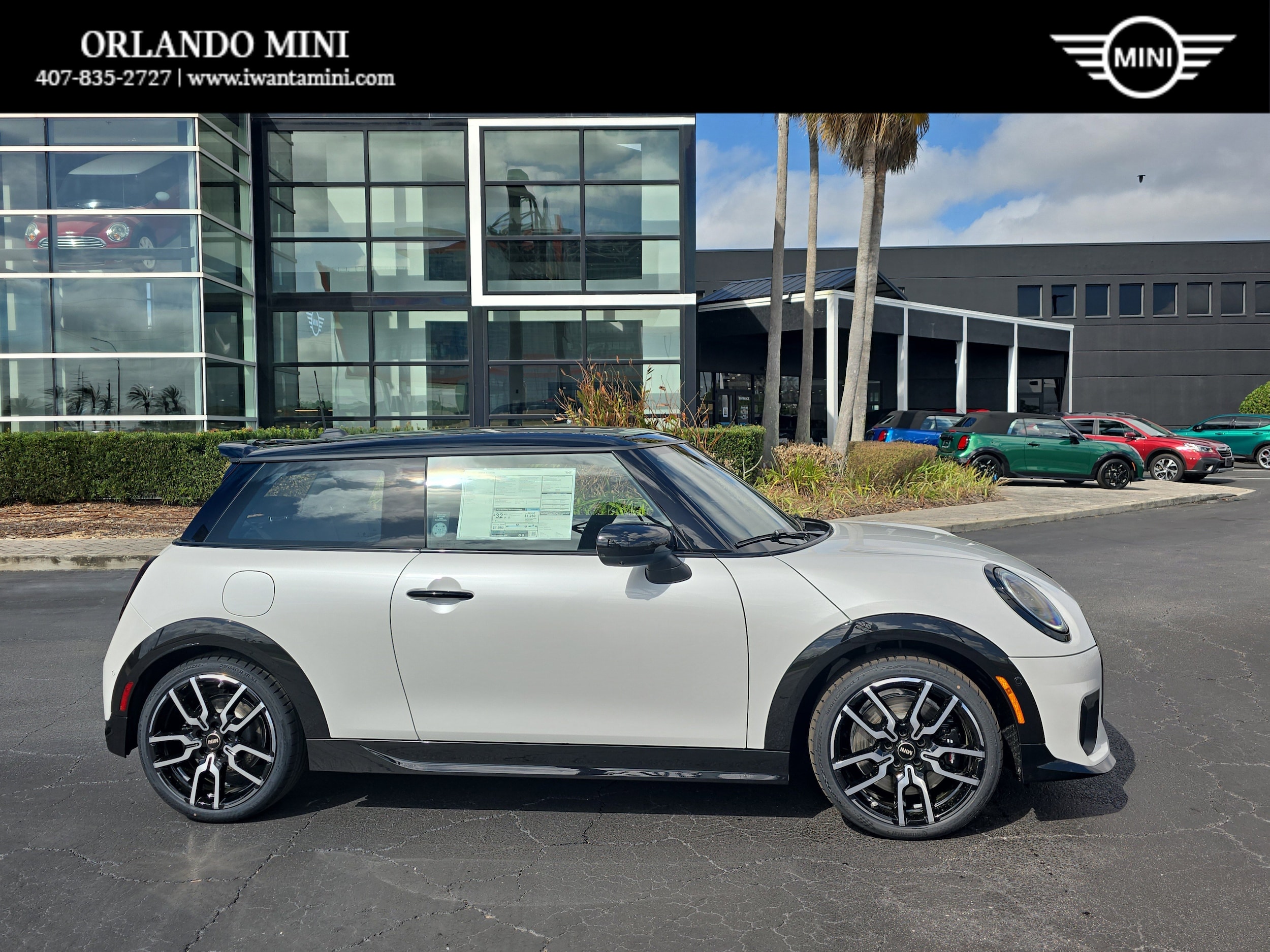 2026 MINI Hardtop Cooper S's photo