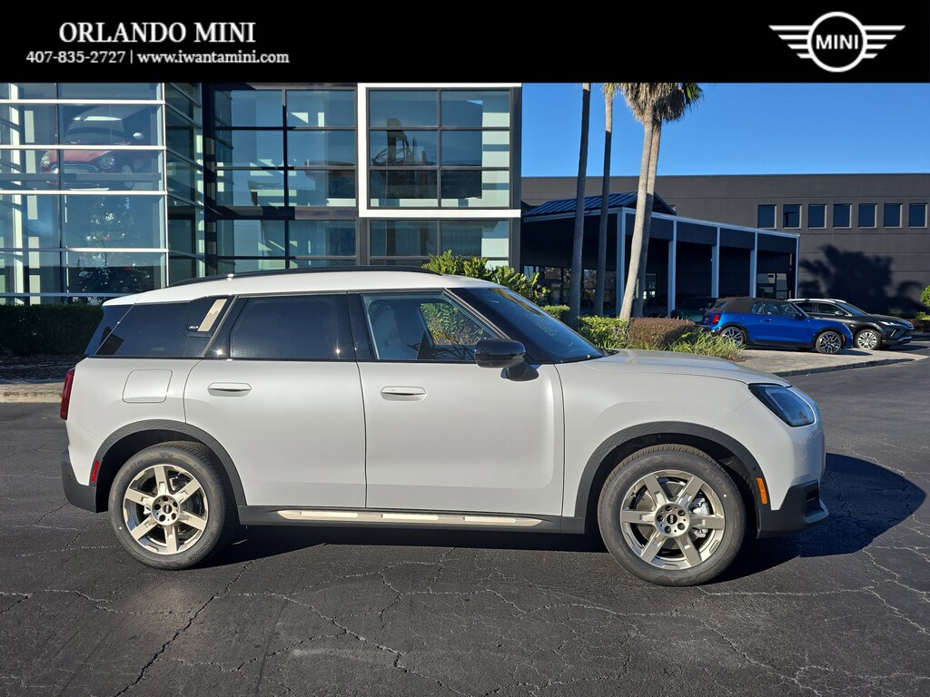 New 2026 MINI Countryman Iconic SUV