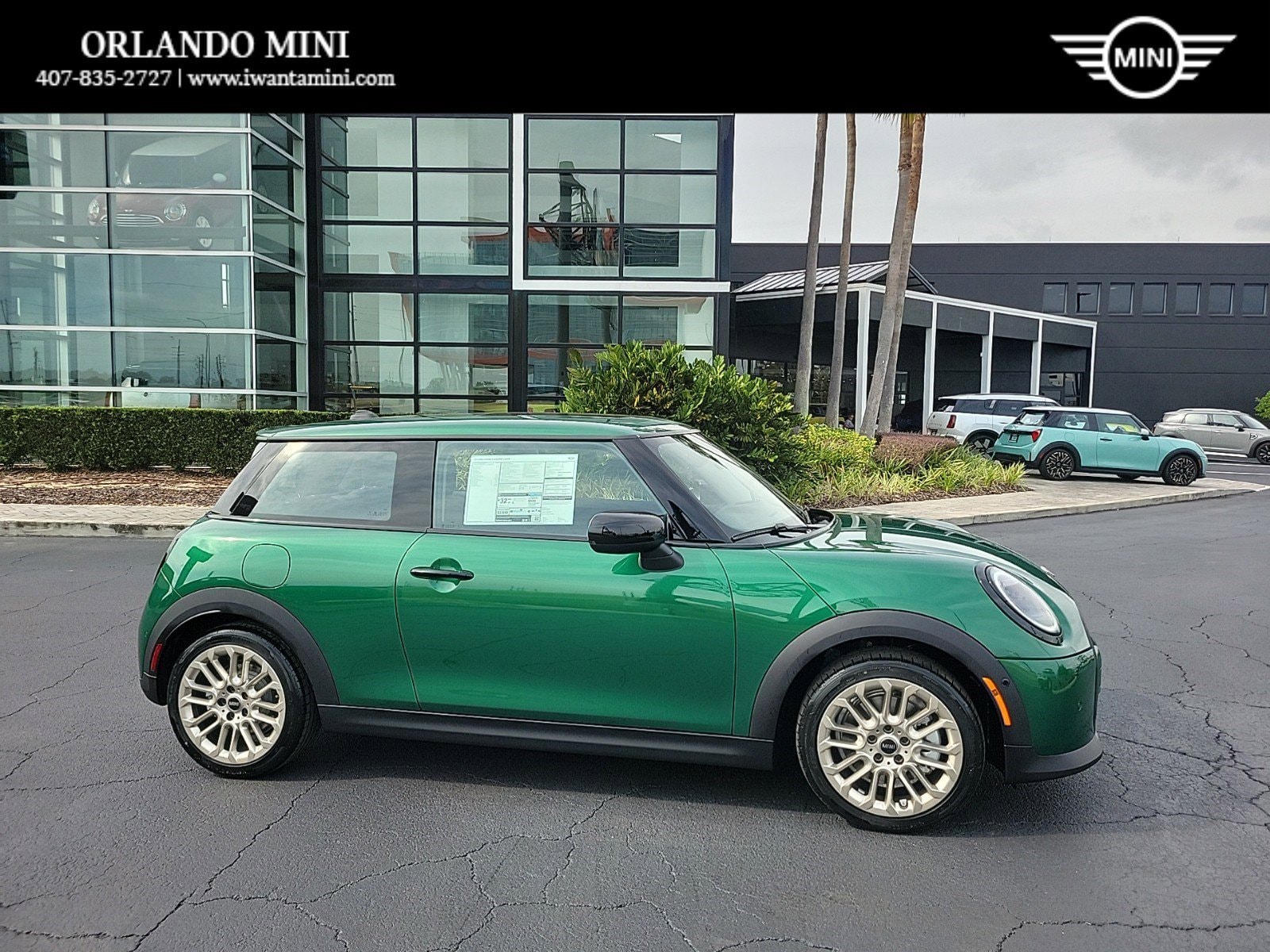 2025 MINI Hardtop 2 Door Signature Plus