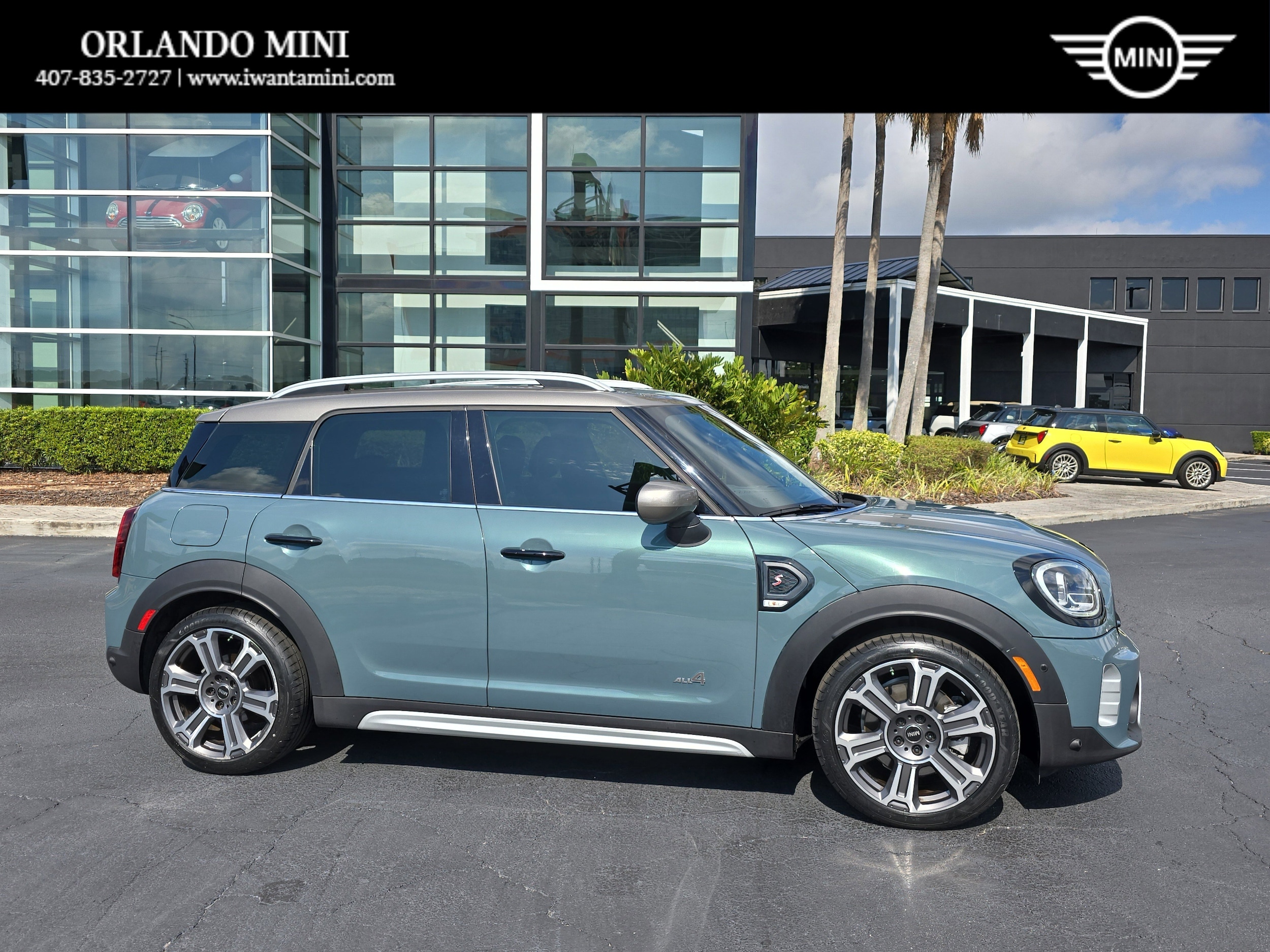 2022 MINI Countryman S's photo