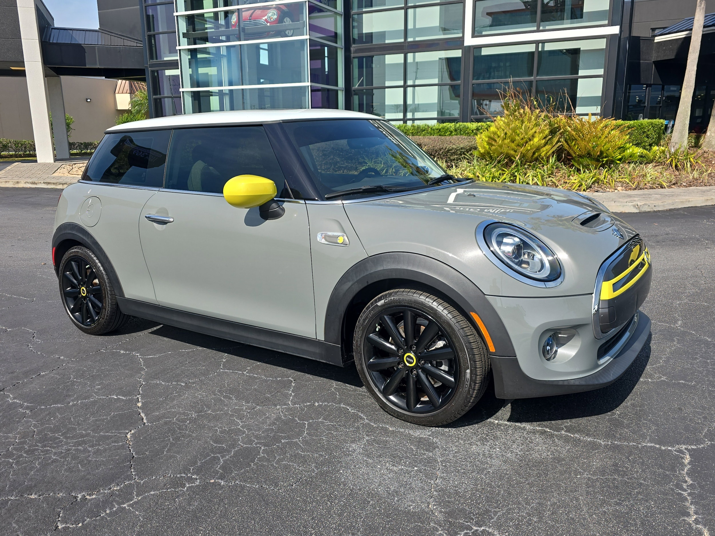 Used 2020 MINI Hardtop 2 Door SE with VIN WMWXP3C05L2M24464 for sale in Orlando, FL