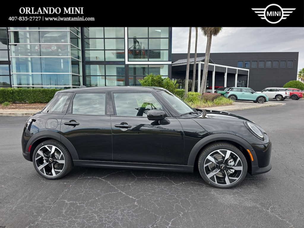 New 2026 MINI 4 Door Signature Plus Hatchback