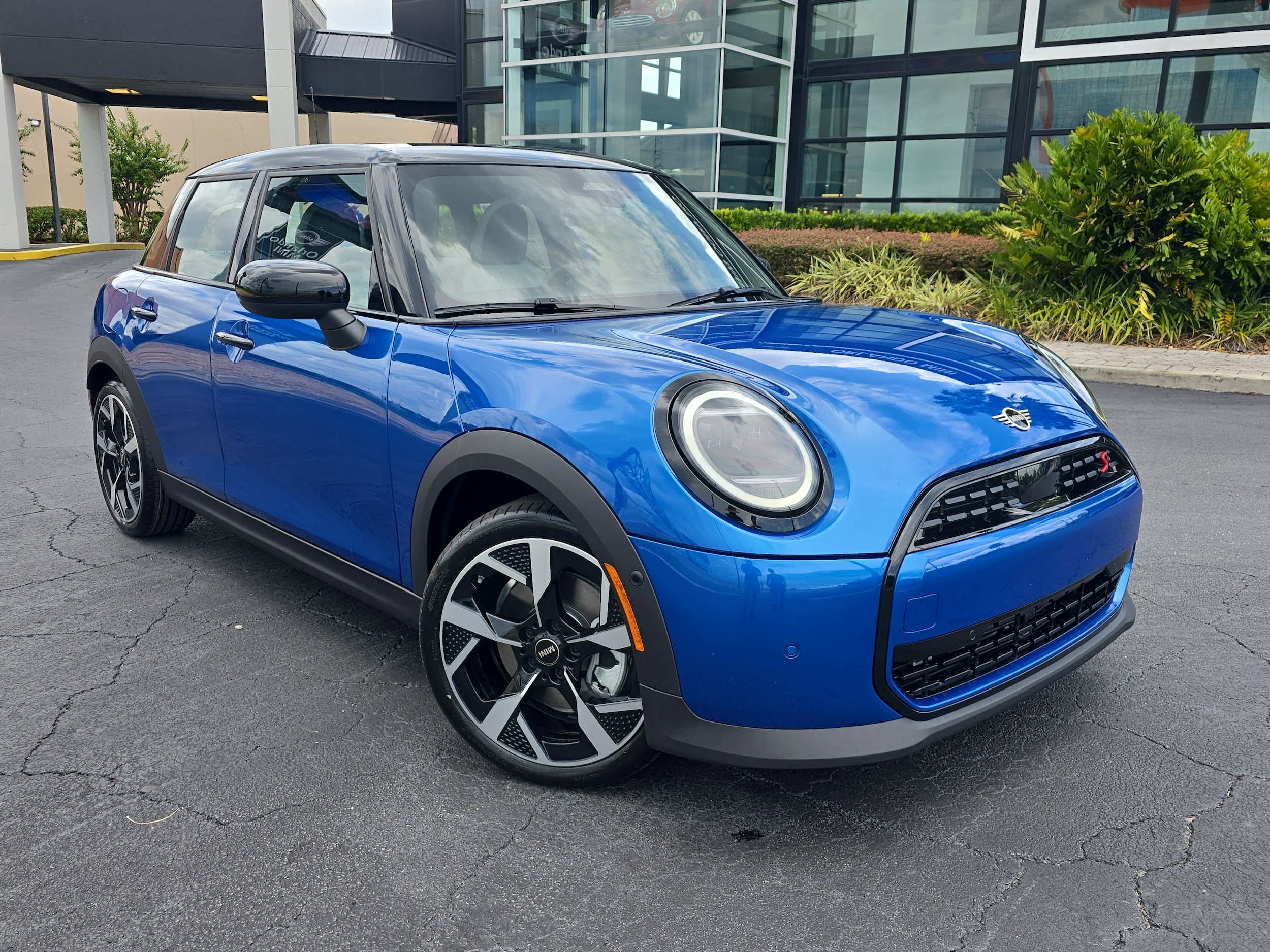 2025 MINI Hardtop 4 Door S - Photo 25