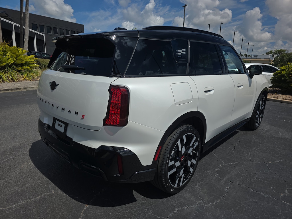 New 2027 MINI Countryman Iconic SUV