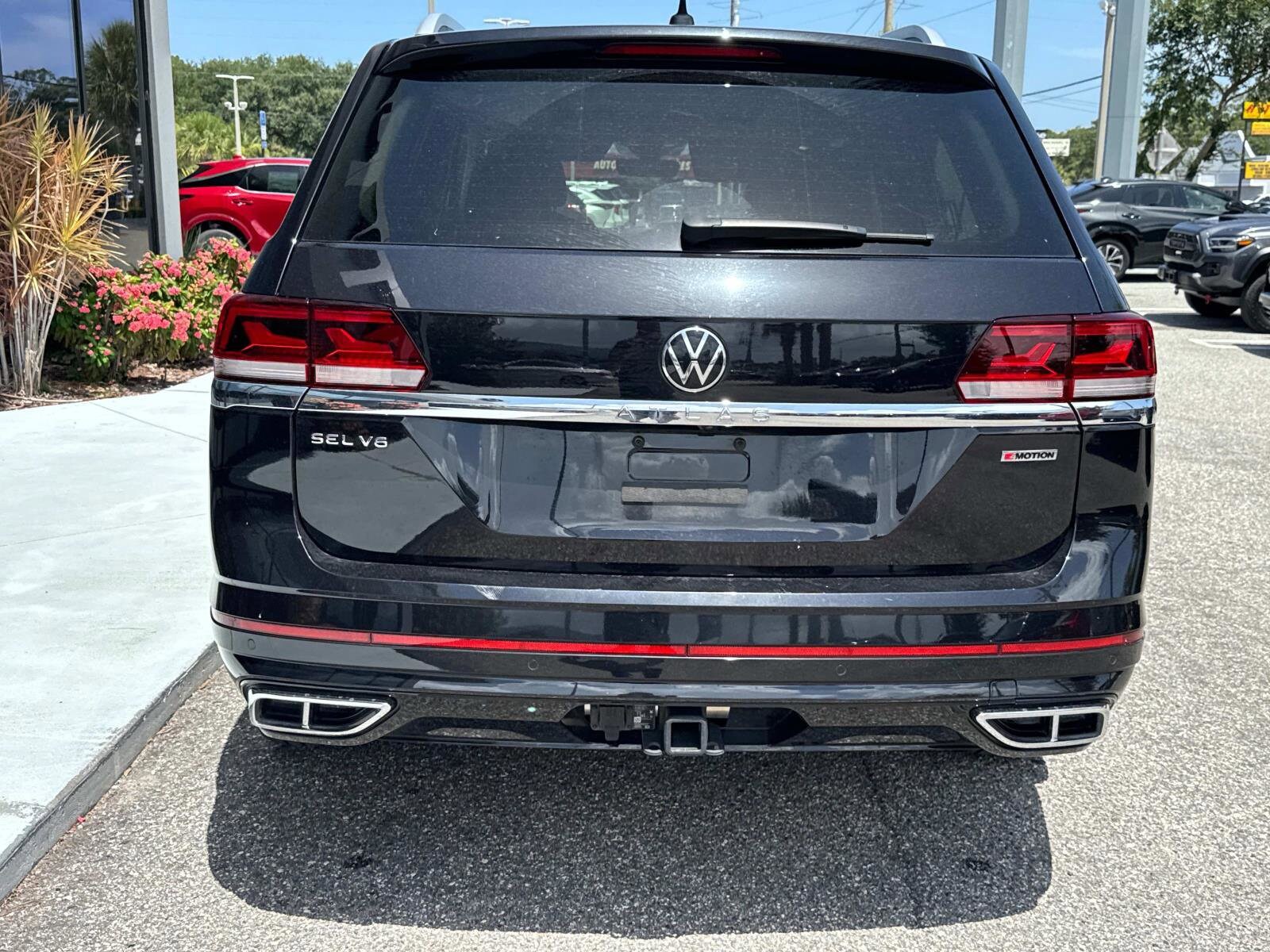 2022 Volkswagen Atlas V6 SEL Premium R-Line photo 4