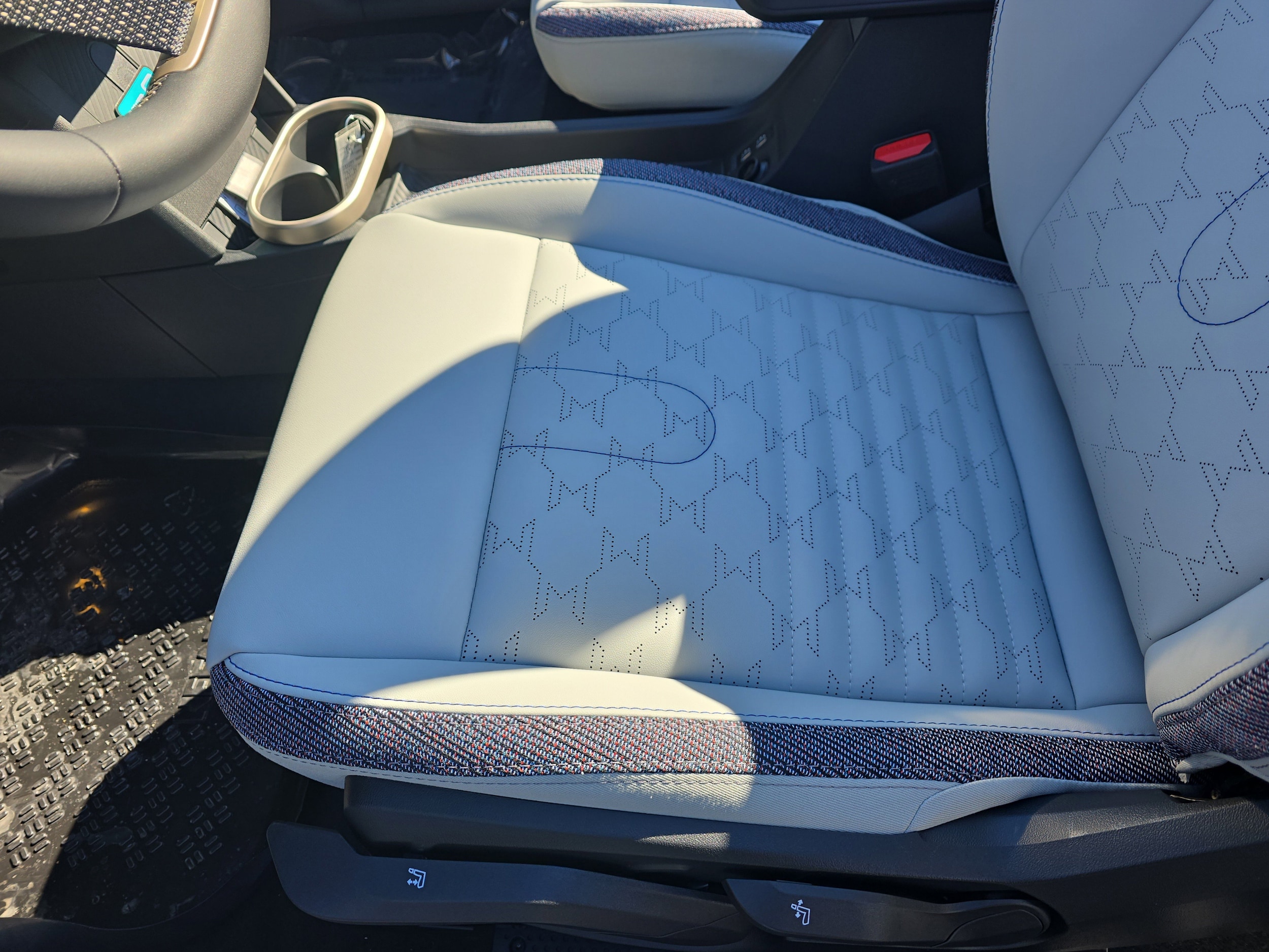 2026 MINI Convertible Base - Photo 12
