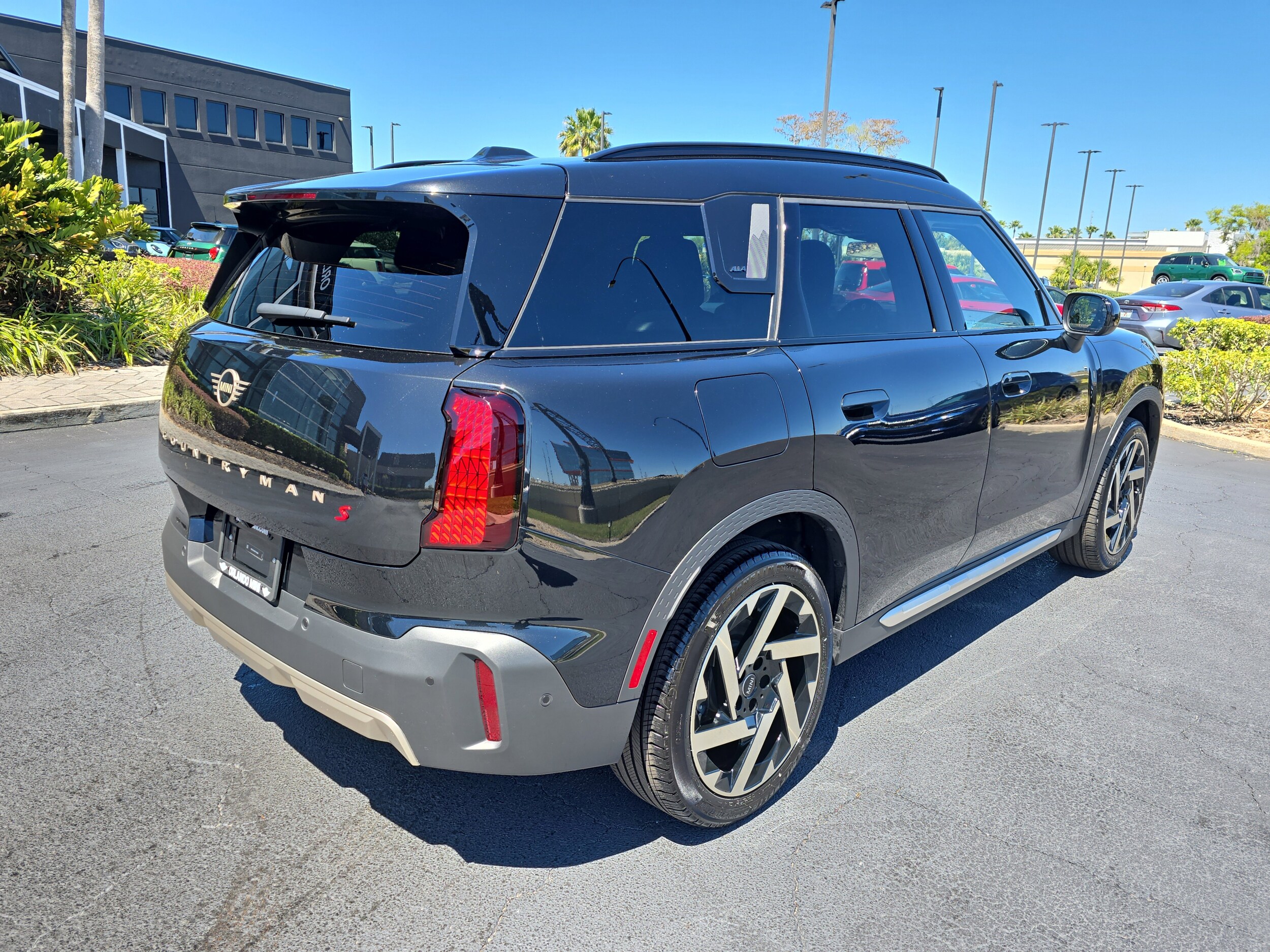2025 Mini Countryman S ALL4 photo 3