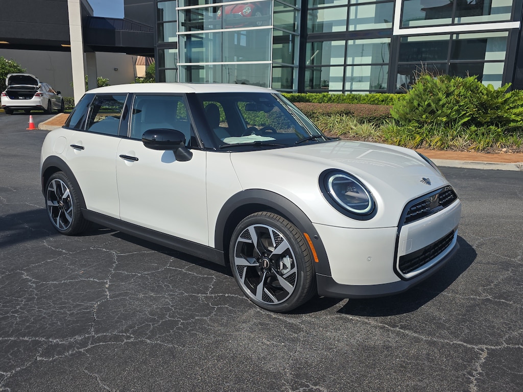 New 2026 MINI 4 Door Signature Plus Hatchback