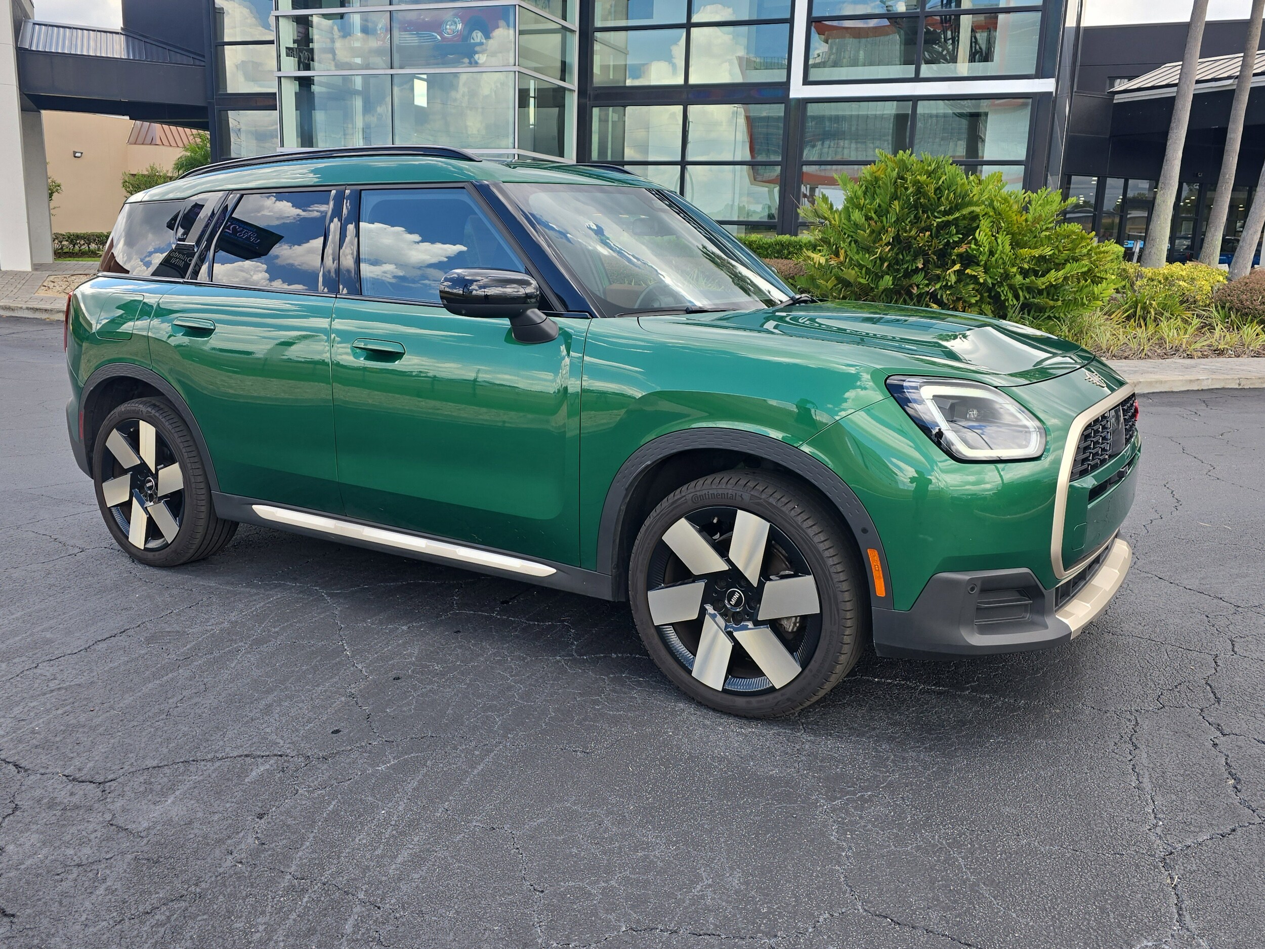 2025 Mini Countryman S ALL4 photo 2