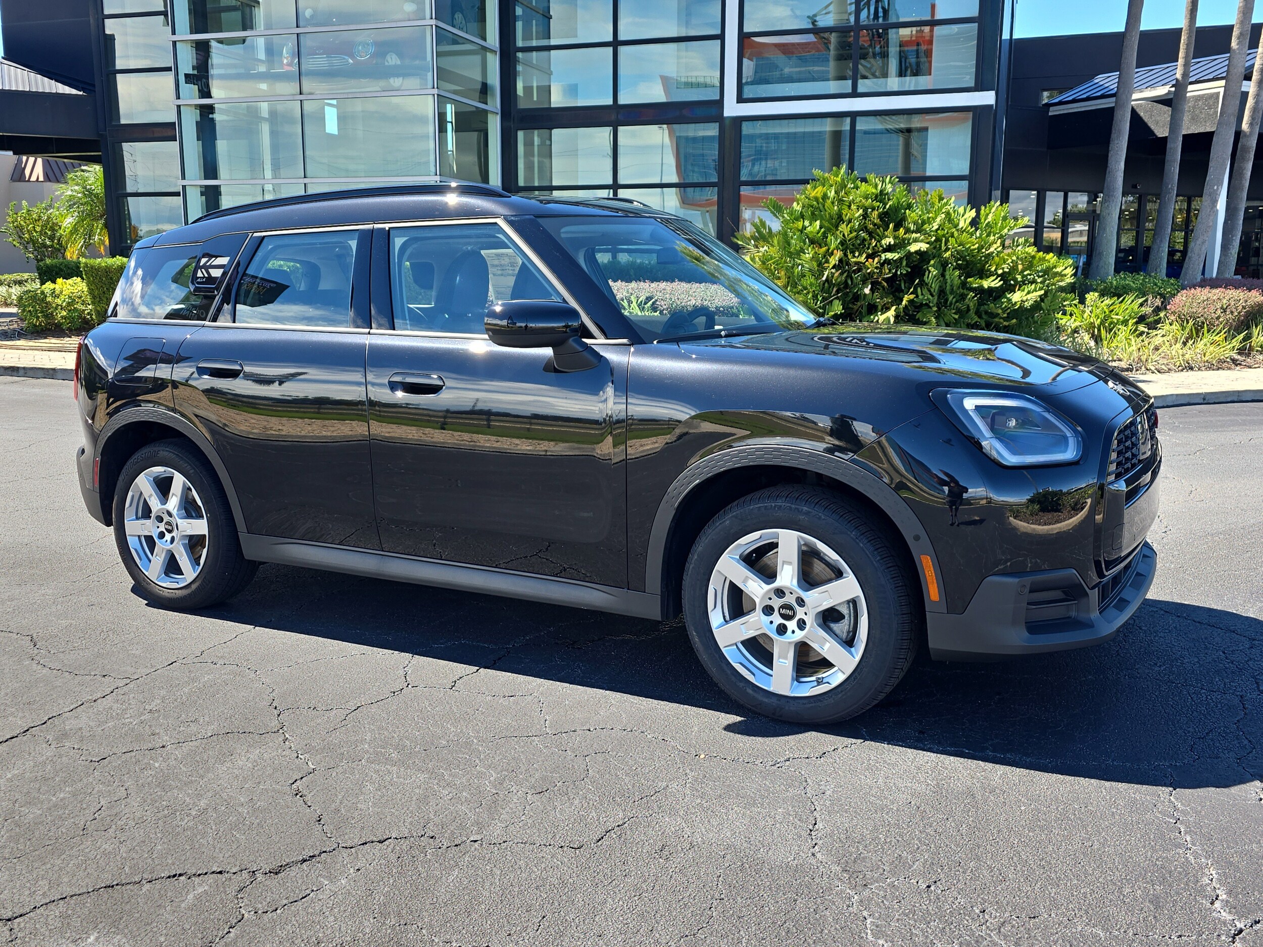 2025 Mini Countryman S ALL4 photo 2