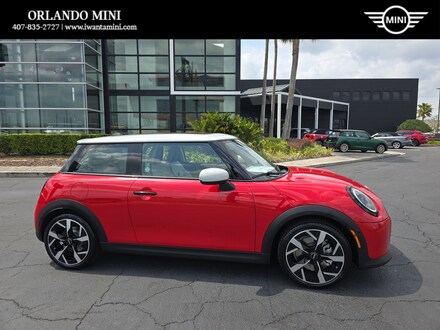 2025 MINI Signature Plus Hardtop 2 Door Hatchback