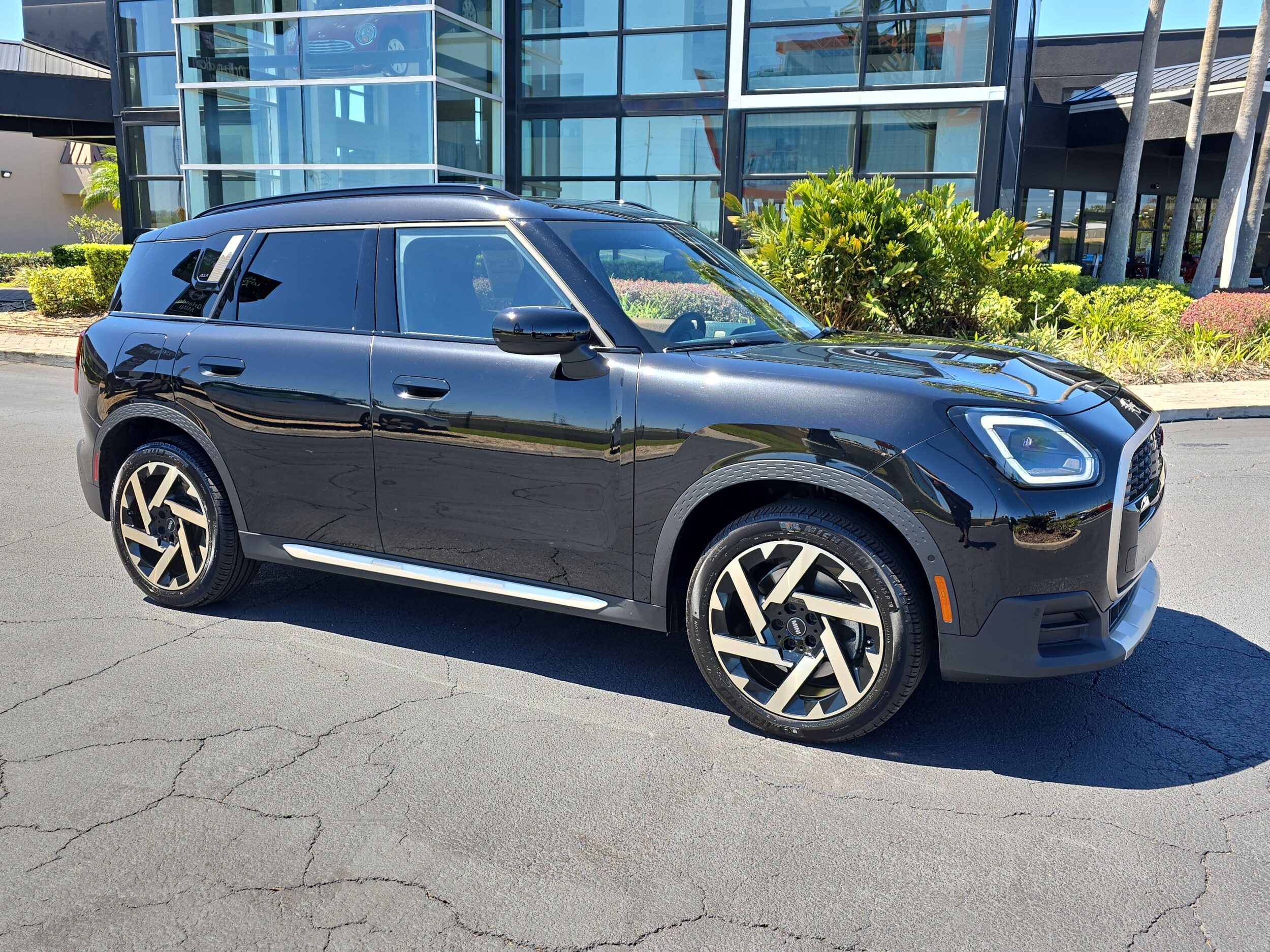 2025 Mini Countryman S ALL4 photo 2