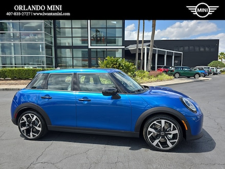 2025 MINI Signature Plus Hardtop 4 Door Hatchback