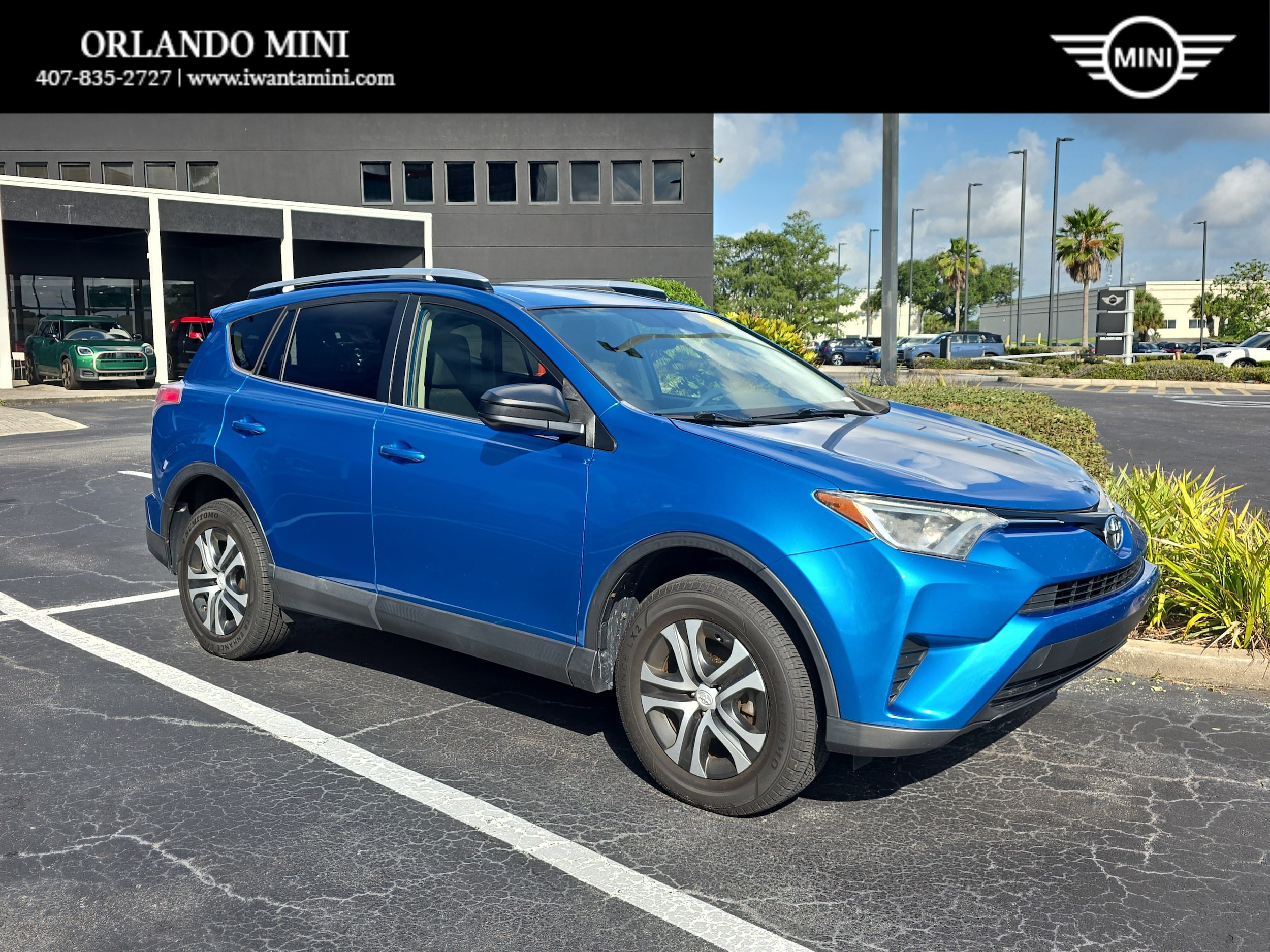 2016 Toyota RAV4 LE AWD's photo