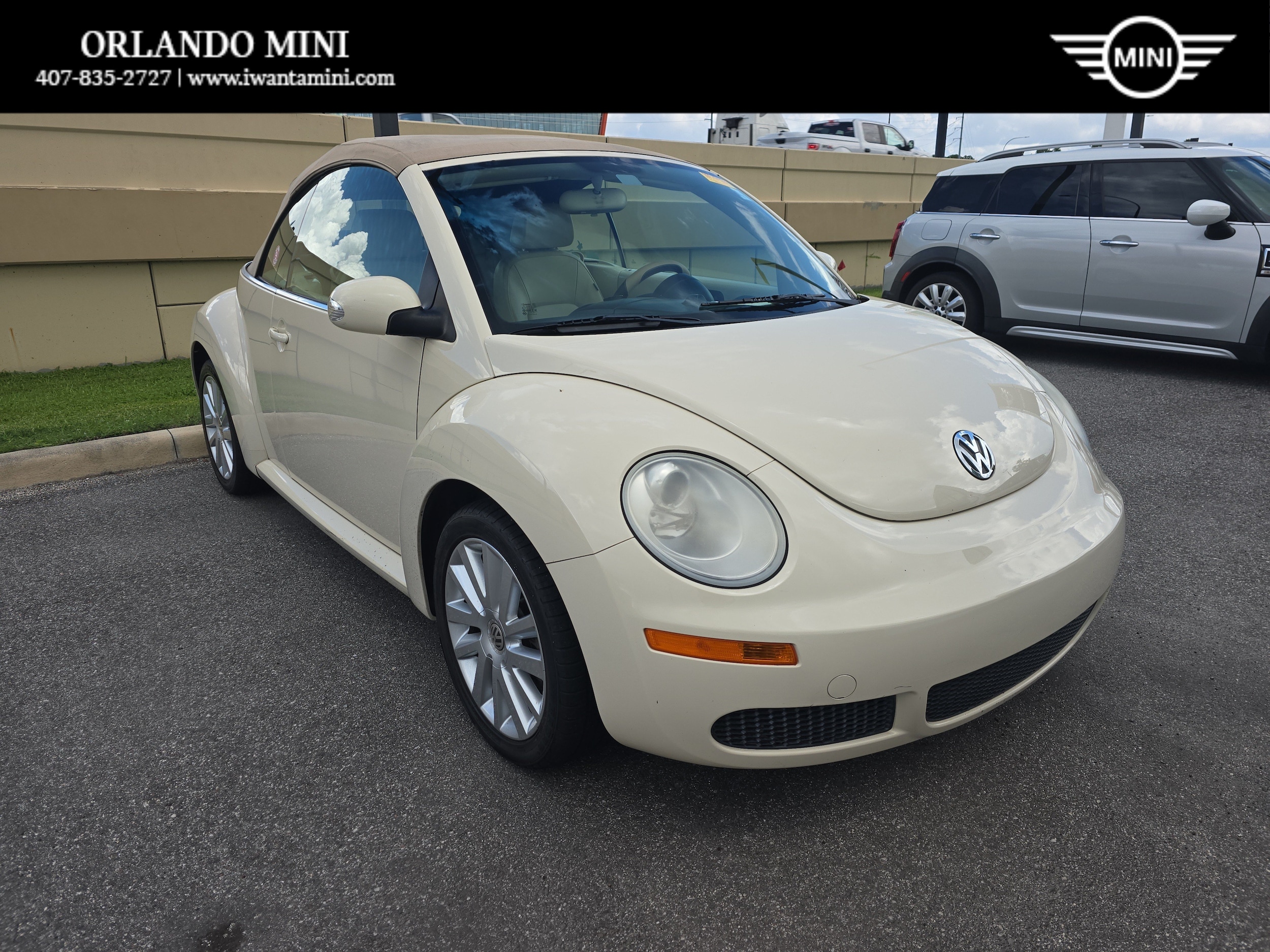 2008 Volkswagen Beetle SE 6AT's photo