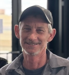 Staff member William from ID_ea37fb51bfc3