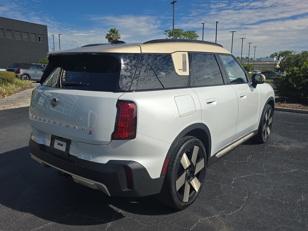 New 2027 MINI Countryman Iconic SUV