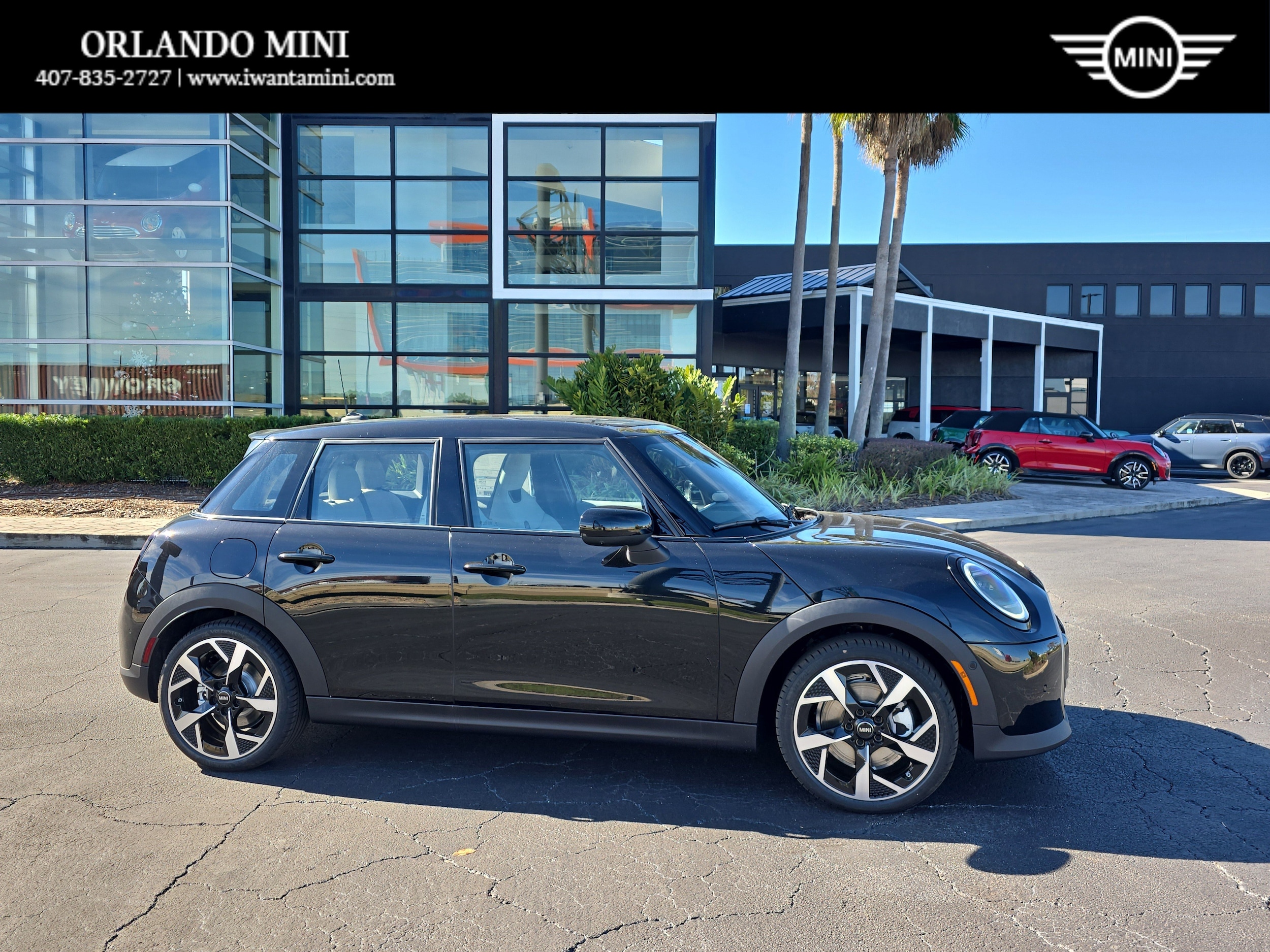 2026 MINI Hardtop 4 Door S's photo
