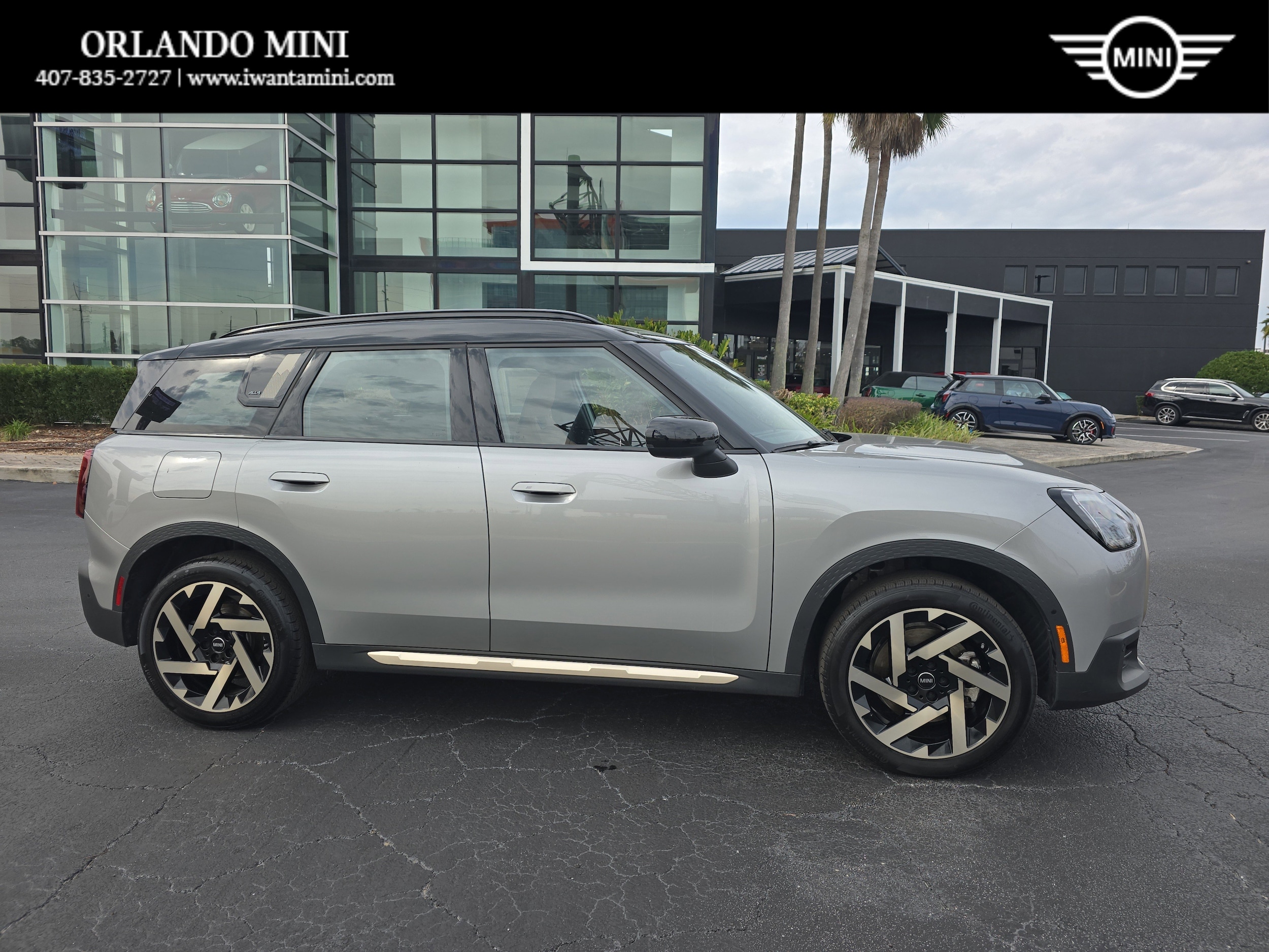 2025 MINI Countryman S ALL4's photo