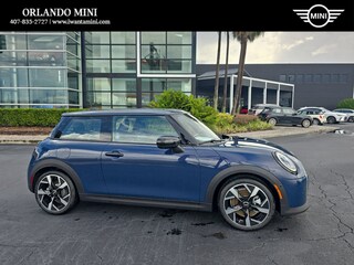 2025 MINI Hardtop 2 Door Iconic Hatchback