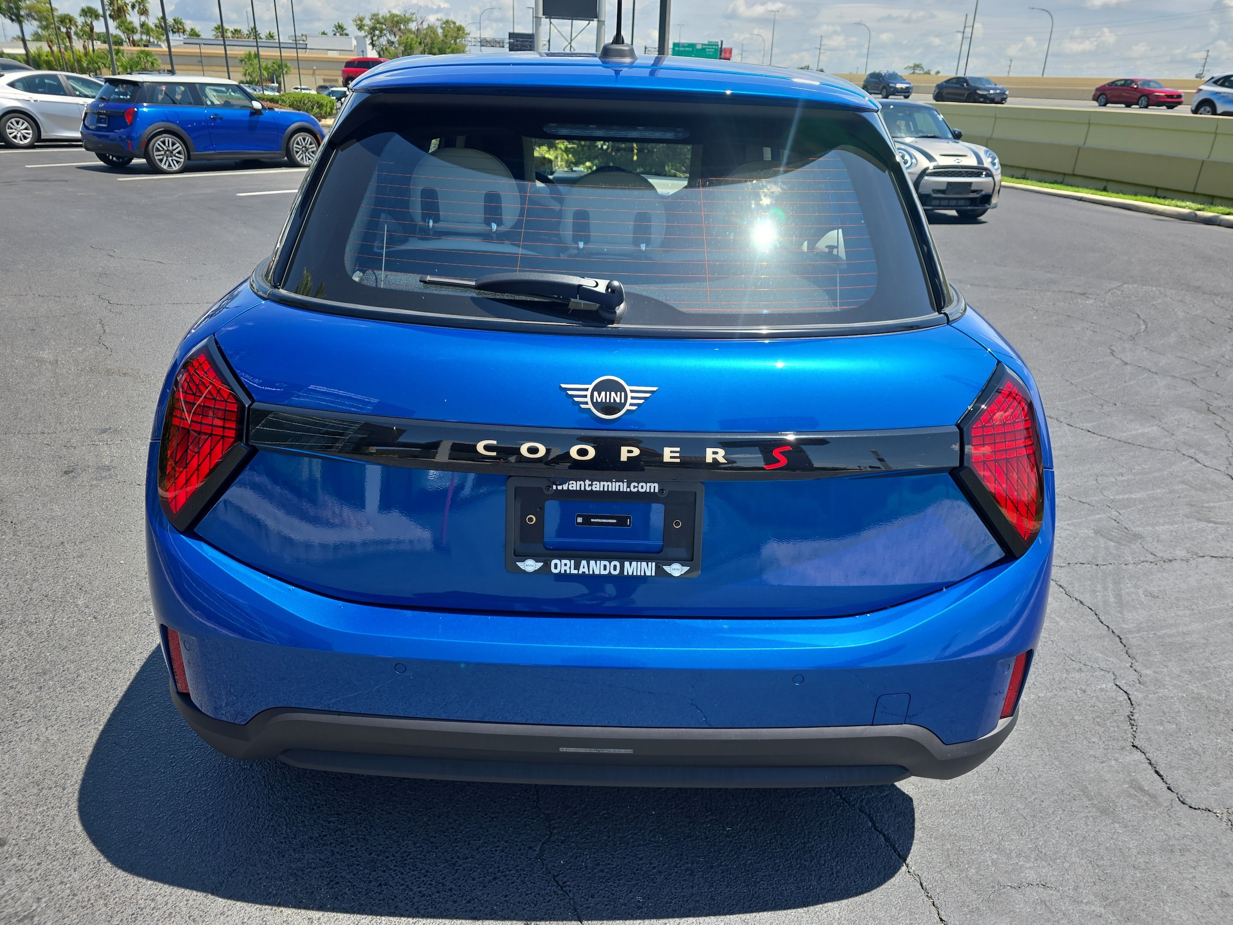 2025 MINI Hardtop 4 Door S - Photo 5
