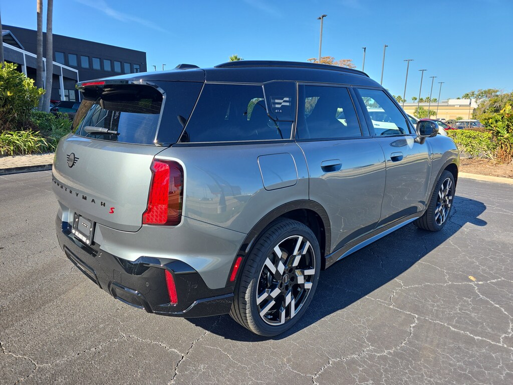 New 2026 MINI Countryman Iconic SUV
