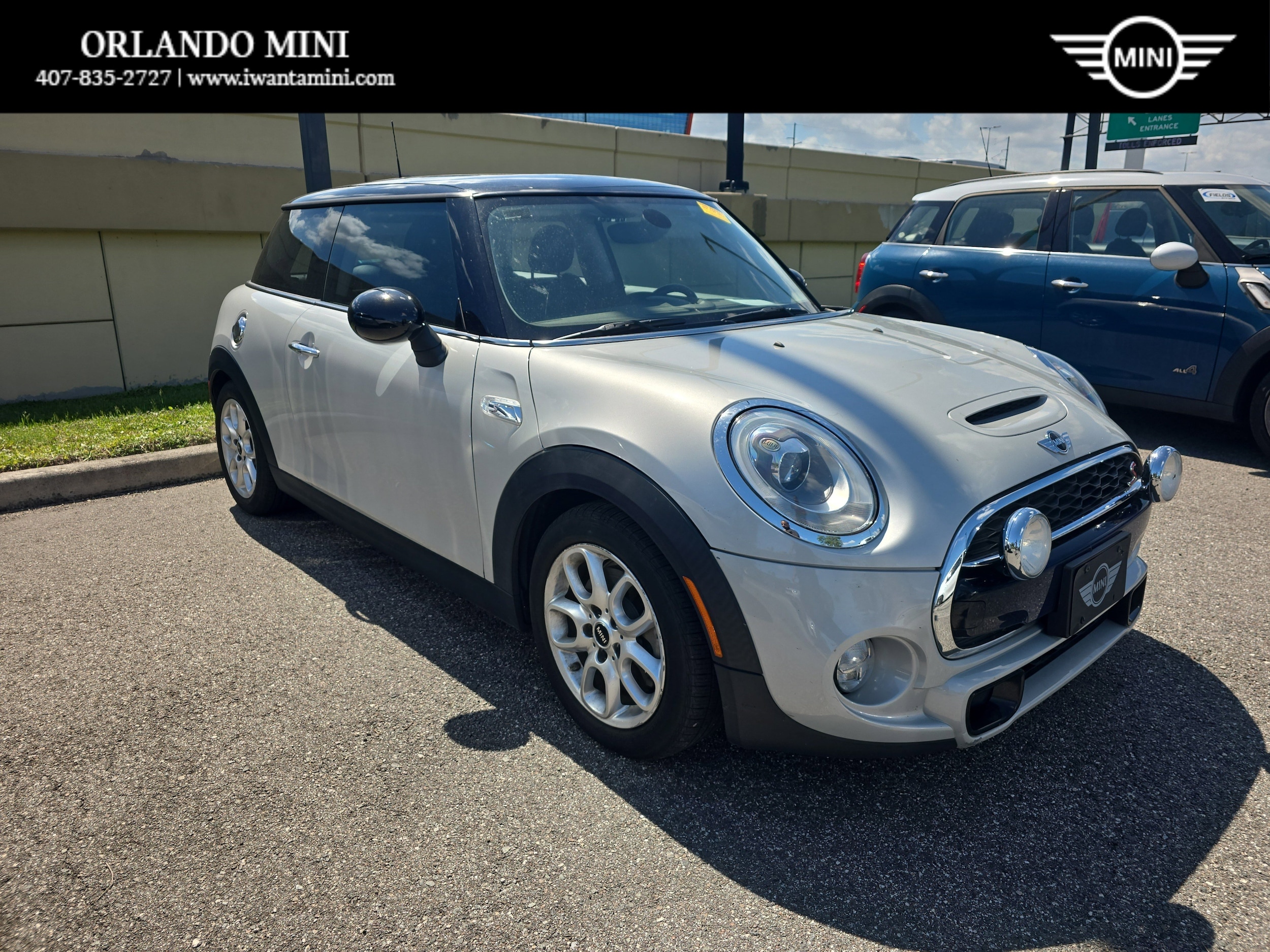 2014 MINI Cooper S's photo