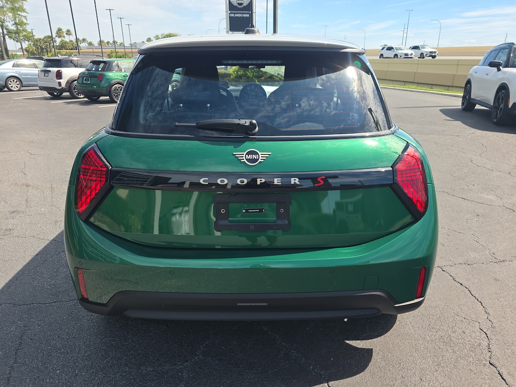 New 2026 MINI 2 Door Signature Plus Hatchback