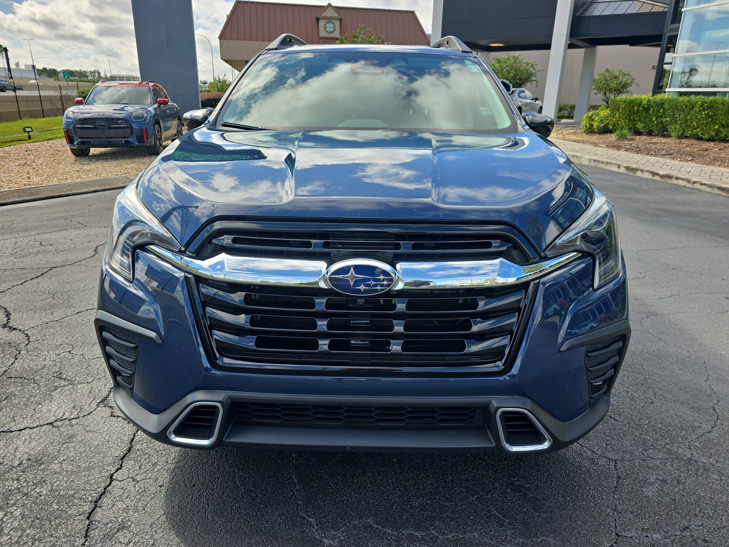 2024 Subaru Ascent Touring photo 3