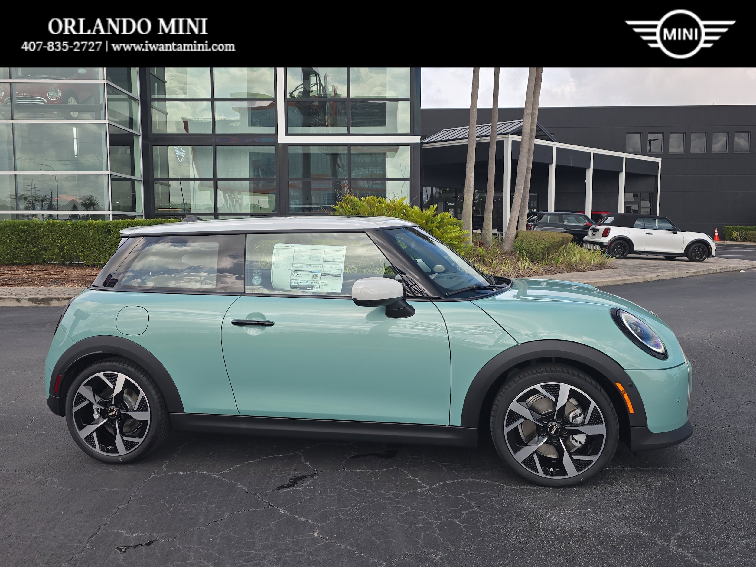 2026 MINI Hardtop Cooper S's photo