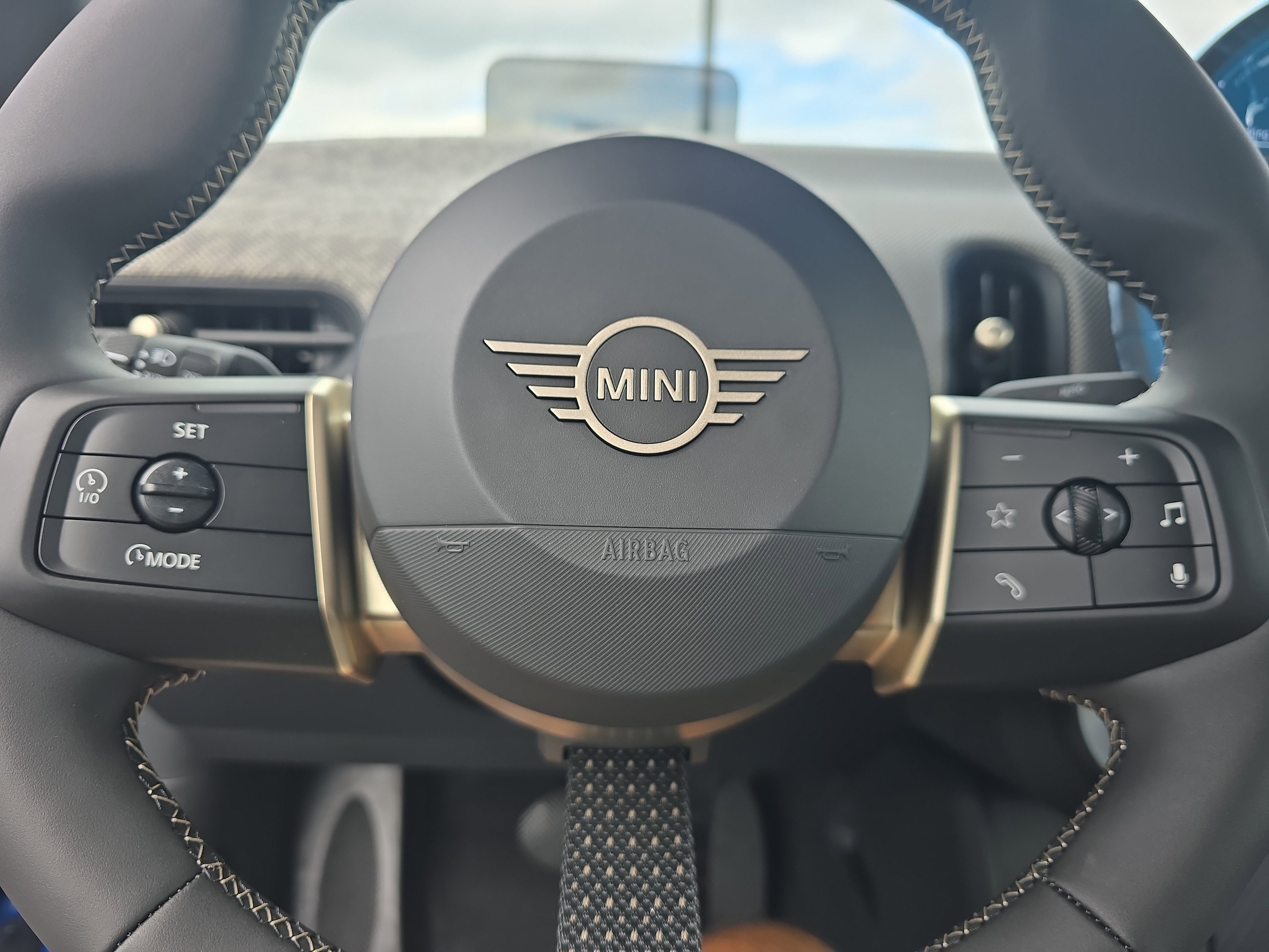 2026 MINI Convertible S - Photo 19