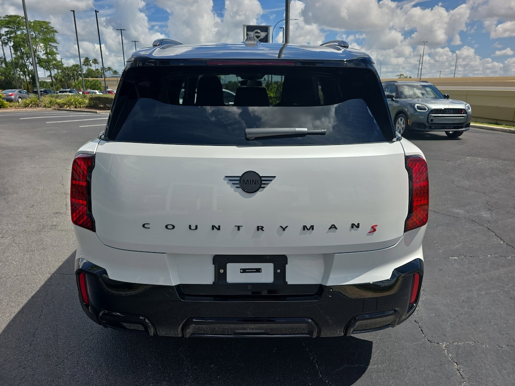 New 2027 MINI Countryman Iconic SUV