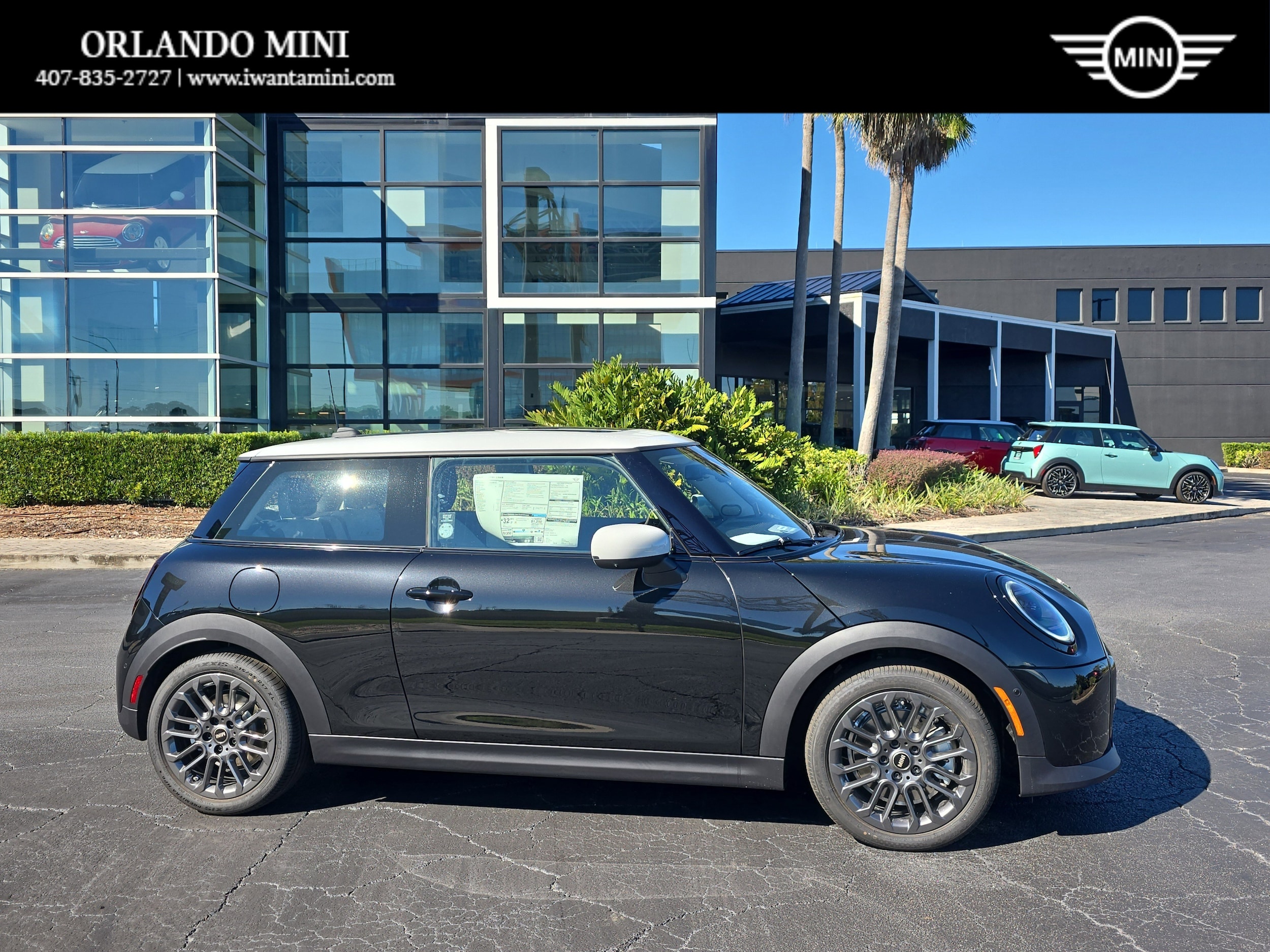 2026 MINI Hardtop 2 Door's photo