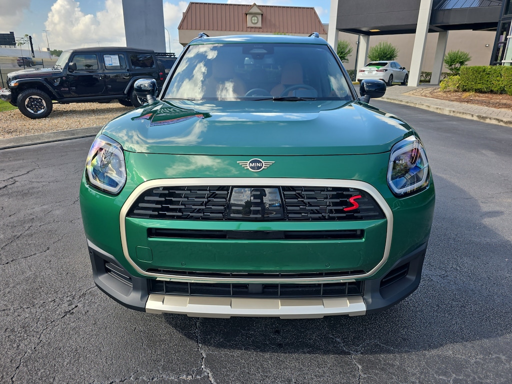 New 2027 MINI Countryman Signature Plus SUV