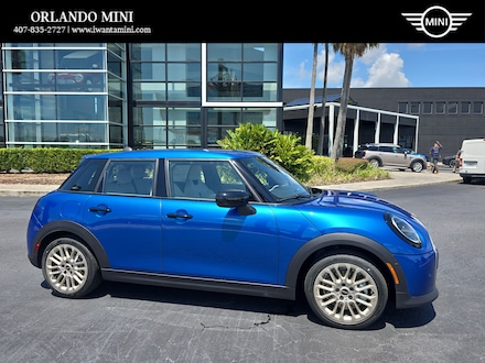 2025 MINI Signature Plus Hardtop 4 Door Hatchback