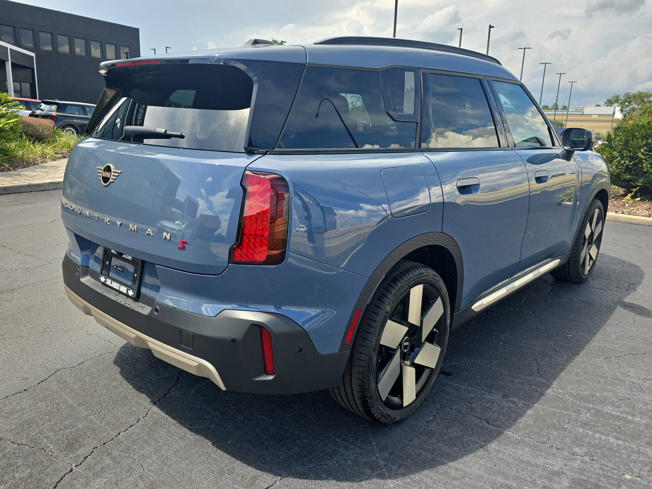 2025 Mini Countryman S ALL4 photo 3
