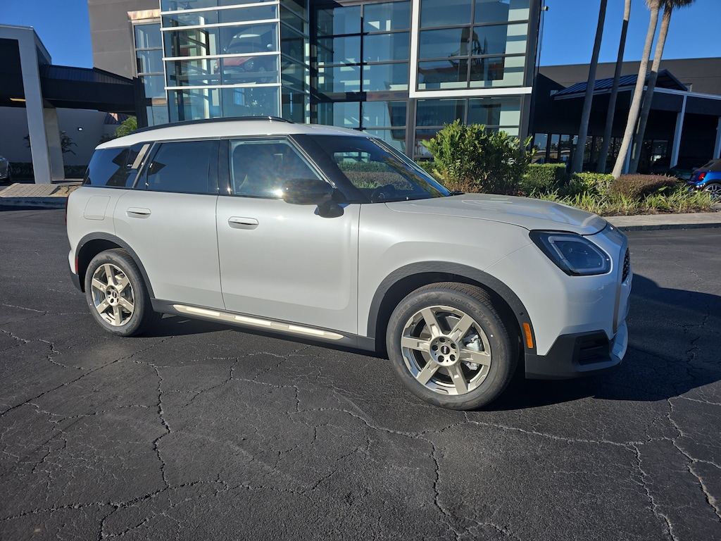 New 2026 MINI Countryman Iconic SUV