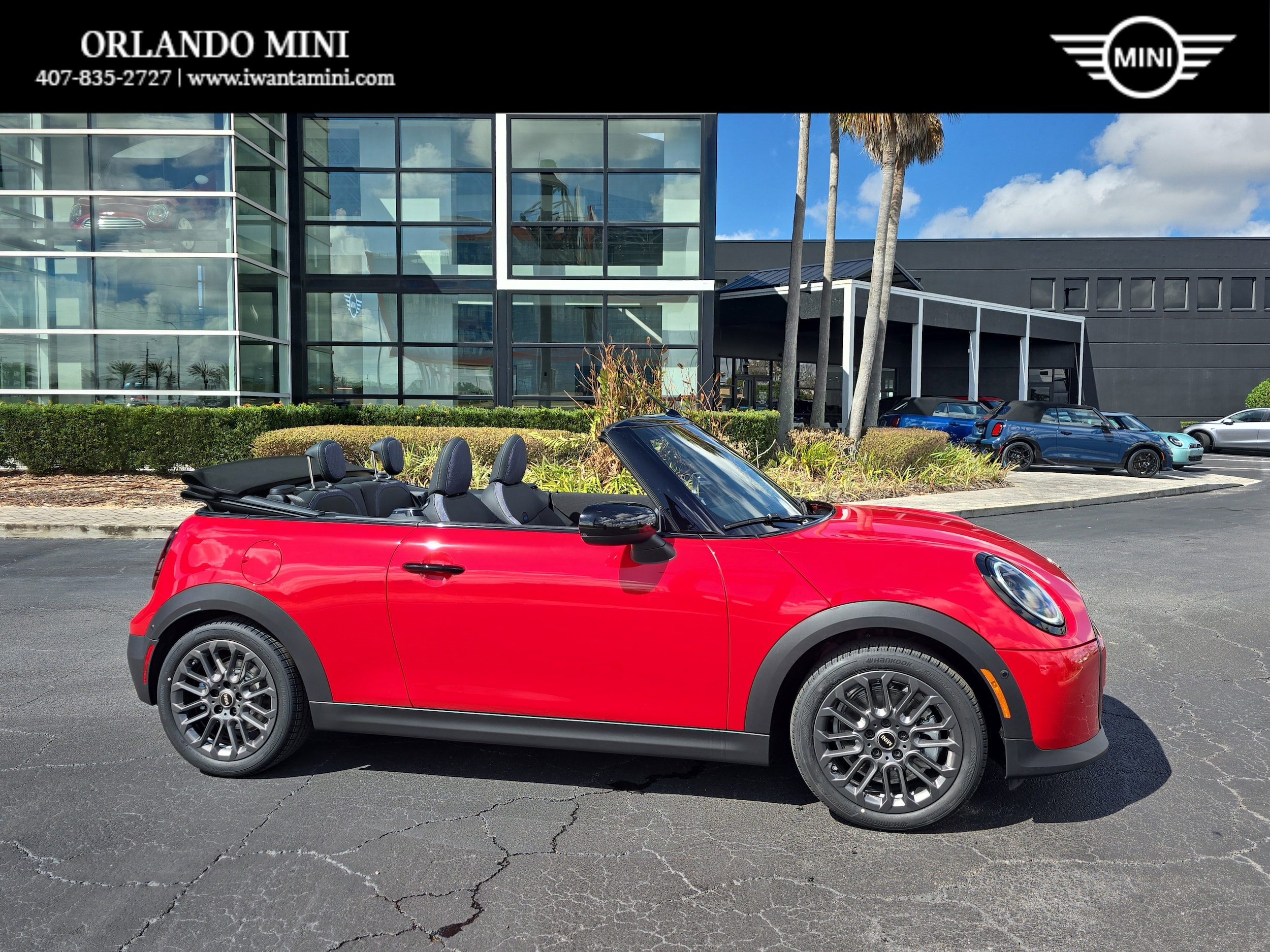2026 MINI Convertible Cooper Signature's photo