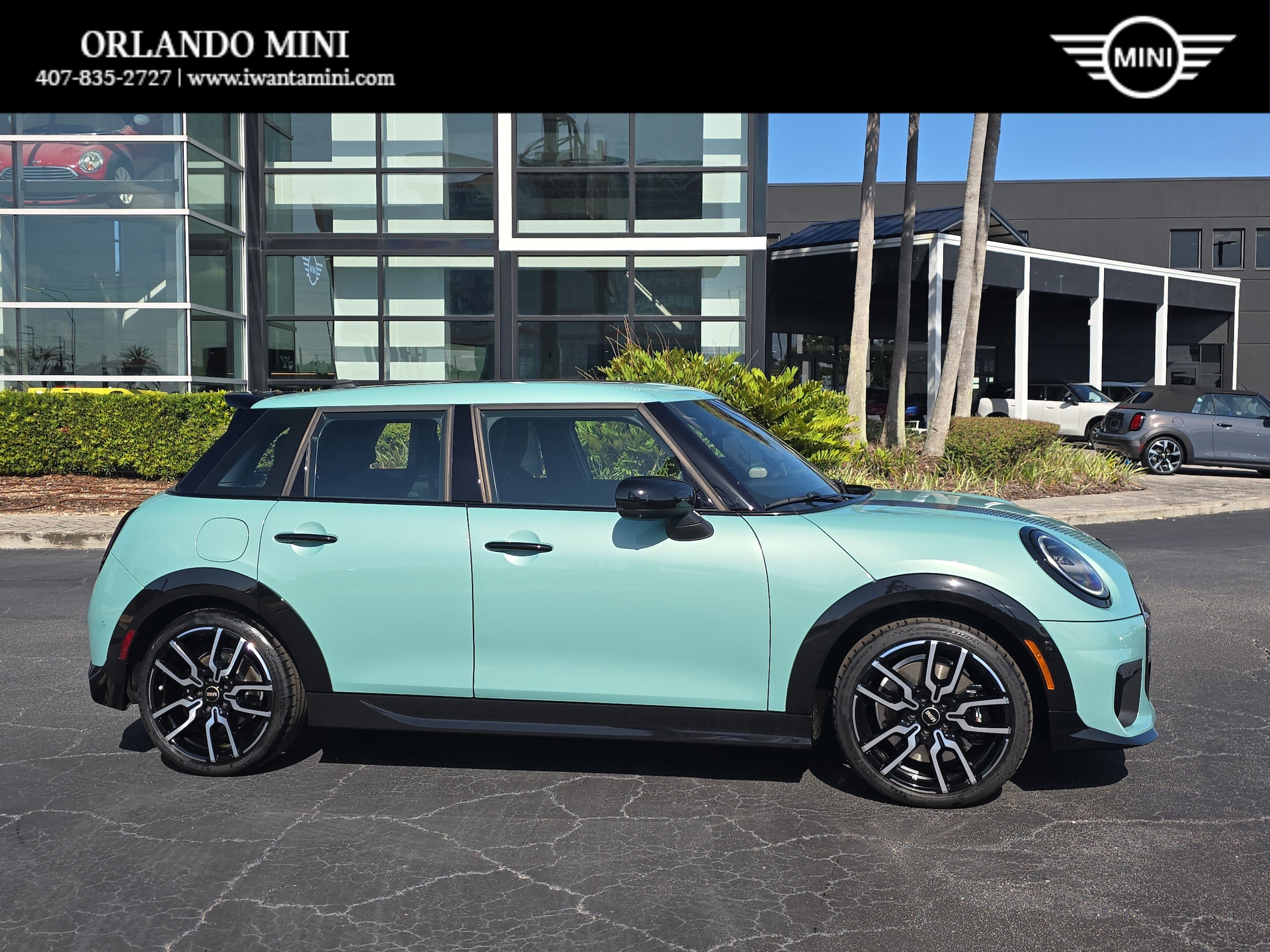 2026 MINI Hardtop Cooper S's photo