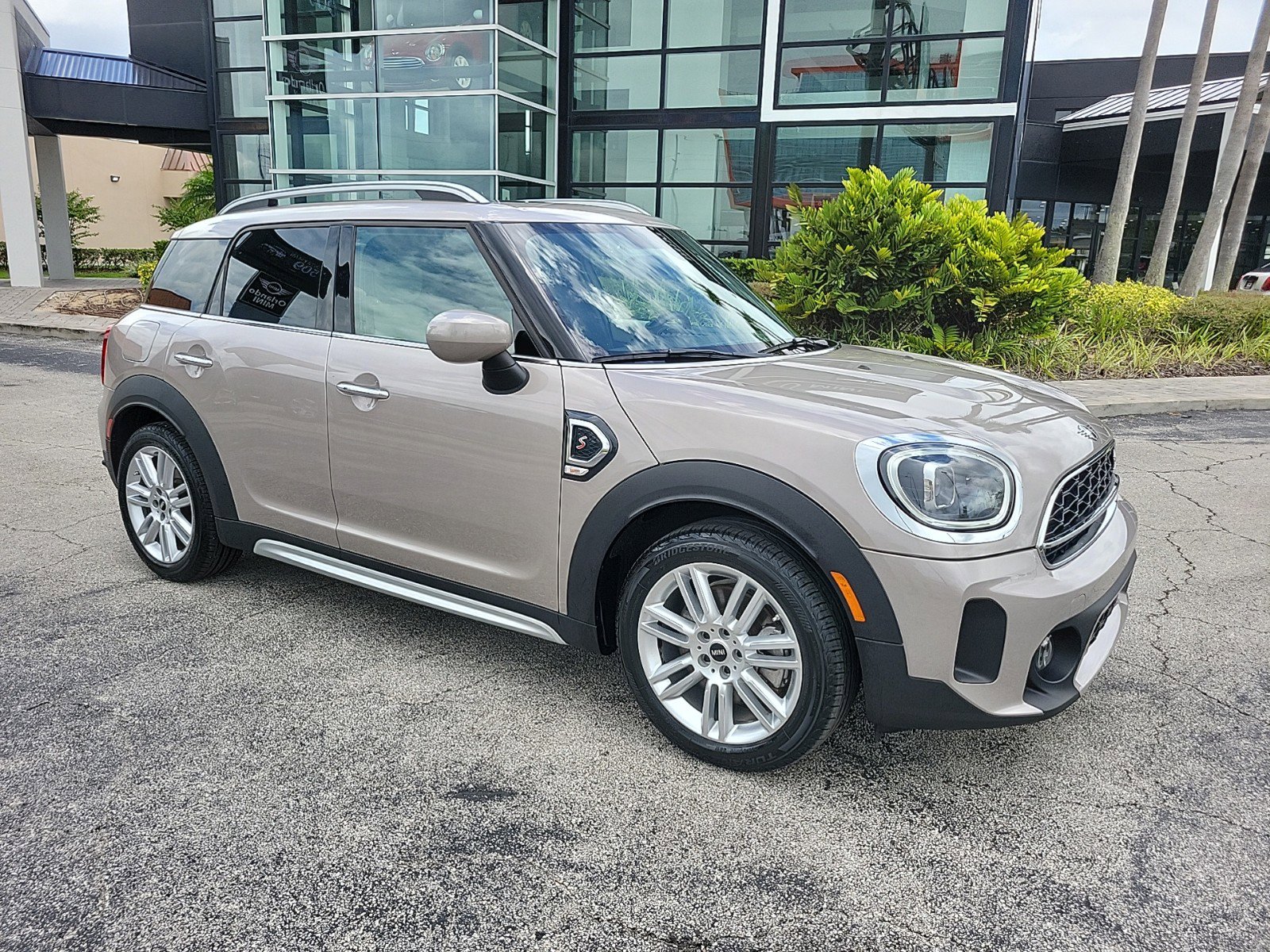 Used 2024 MINI Countryman S with VIN WMZ53BR03R3R33513 for sale in Orlando, FL