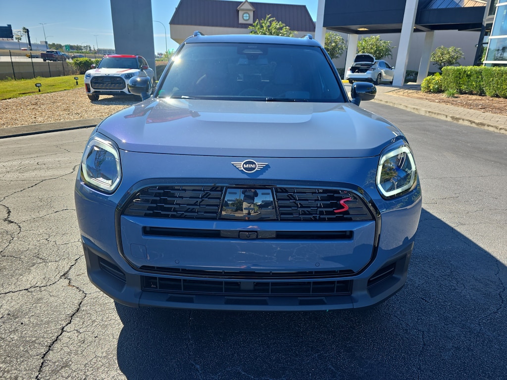 New 2026 MINI Countryman Iconic SUV