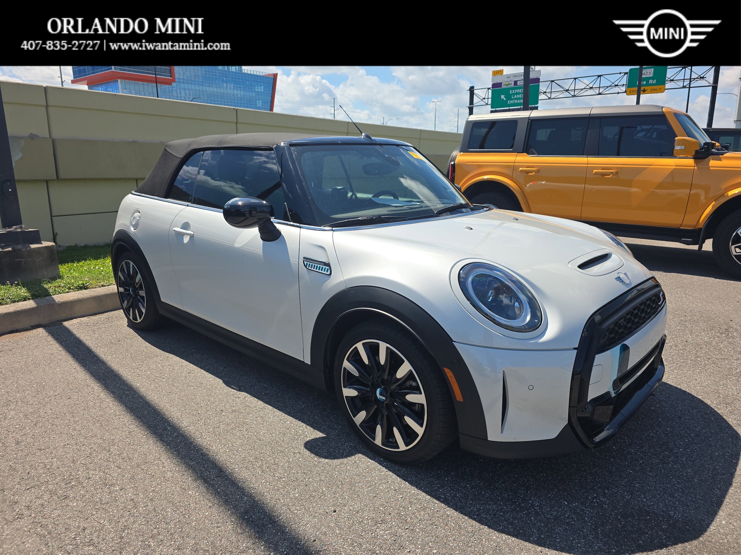 2024 MINI Convertible Cooper S's photo