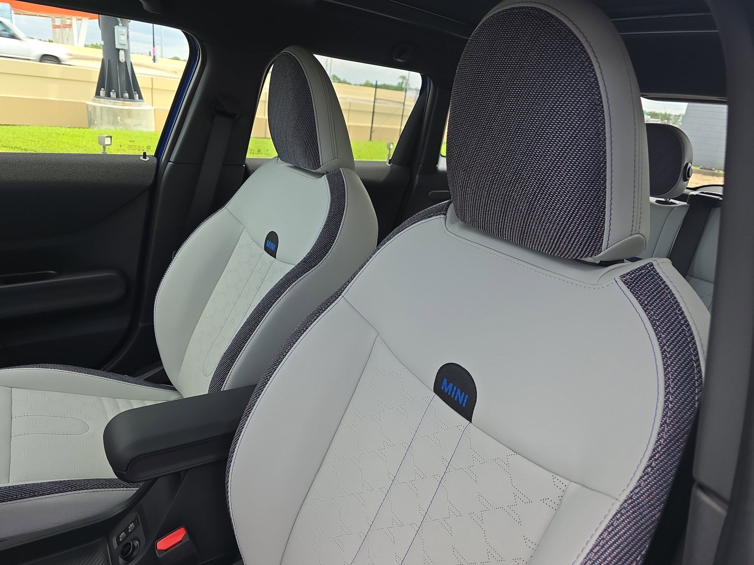 2025 MINI Hardtop 4 Door S - Photo 16